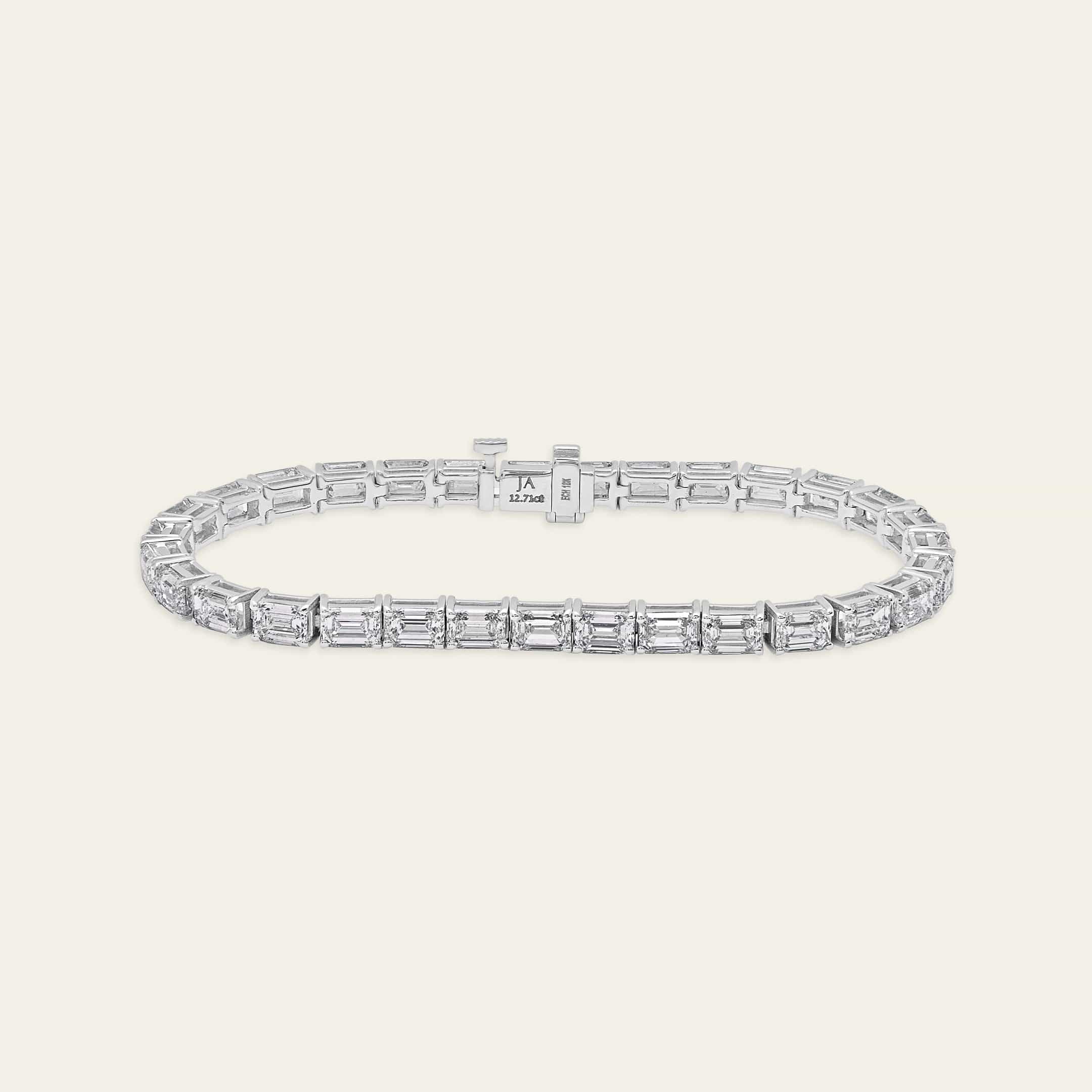 alya-13-carat-emerald-cut-diamond-bracelet-jewels-aficionado-1146587253.jpg