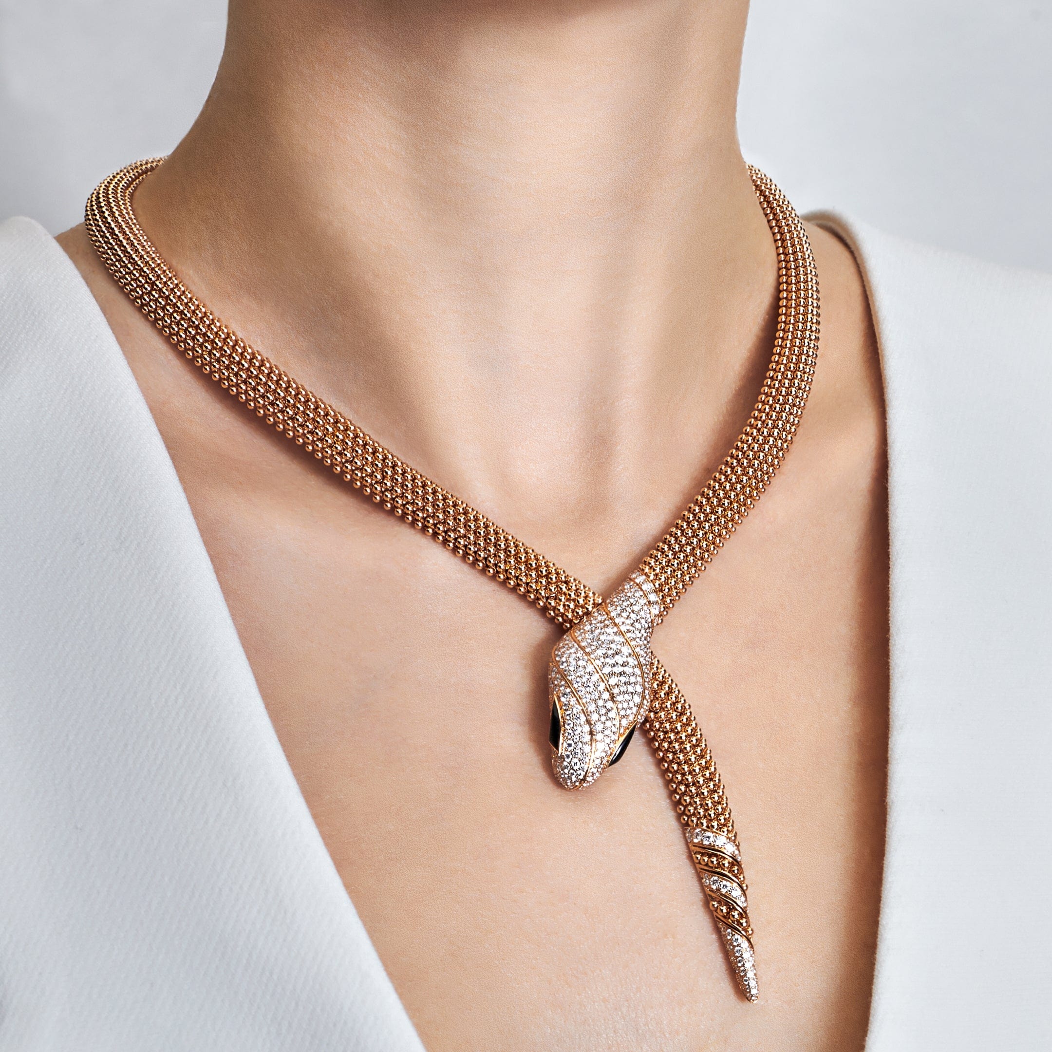 bvlgari-serpenti-necklace-rose-gold-diamonds-and-black-onyx-358434-bvlgari-1146590088.jpg