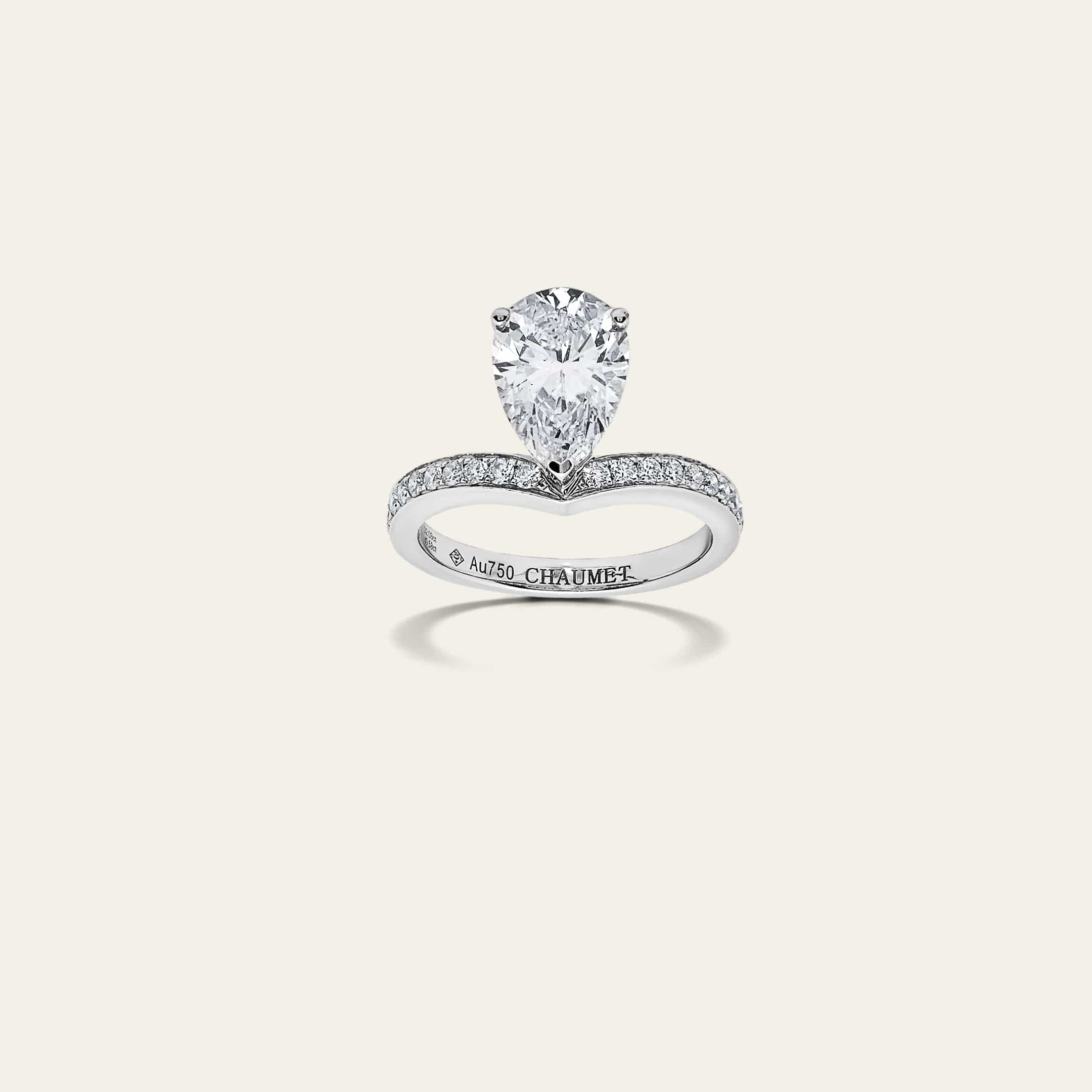 Chaumet 'Joséphine Aigrette' Solitaire Ring J3OQ00 – Jewels Aficionado