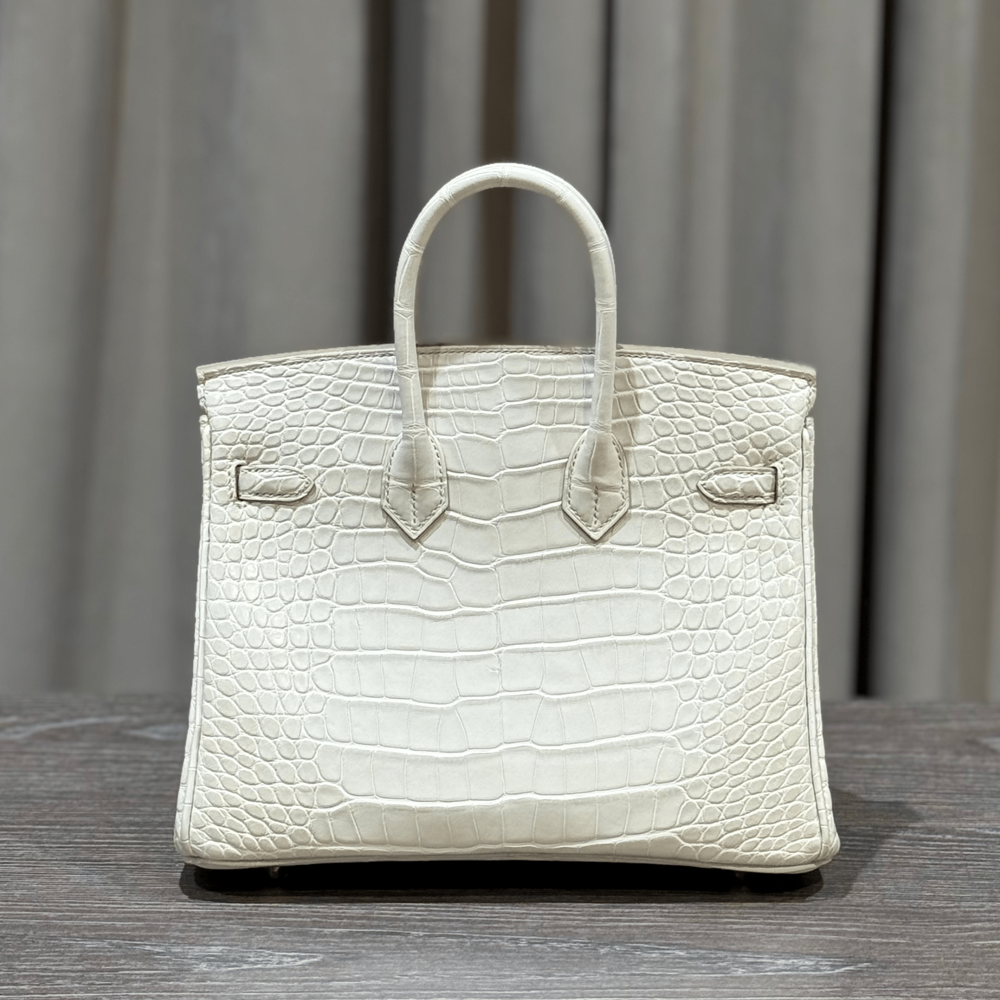 Hermès Beton Birkin 25 Matte Alligator Gold Hardware