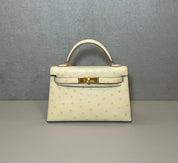 Hermès Beton / Craie Mini Kelly Sellier 20 Ostrich Gold Hardware