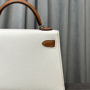 Hermès Craie and Gold Mini Kelly Sellier 20 Epsom Gold Hardware Hermès Special Order HSS