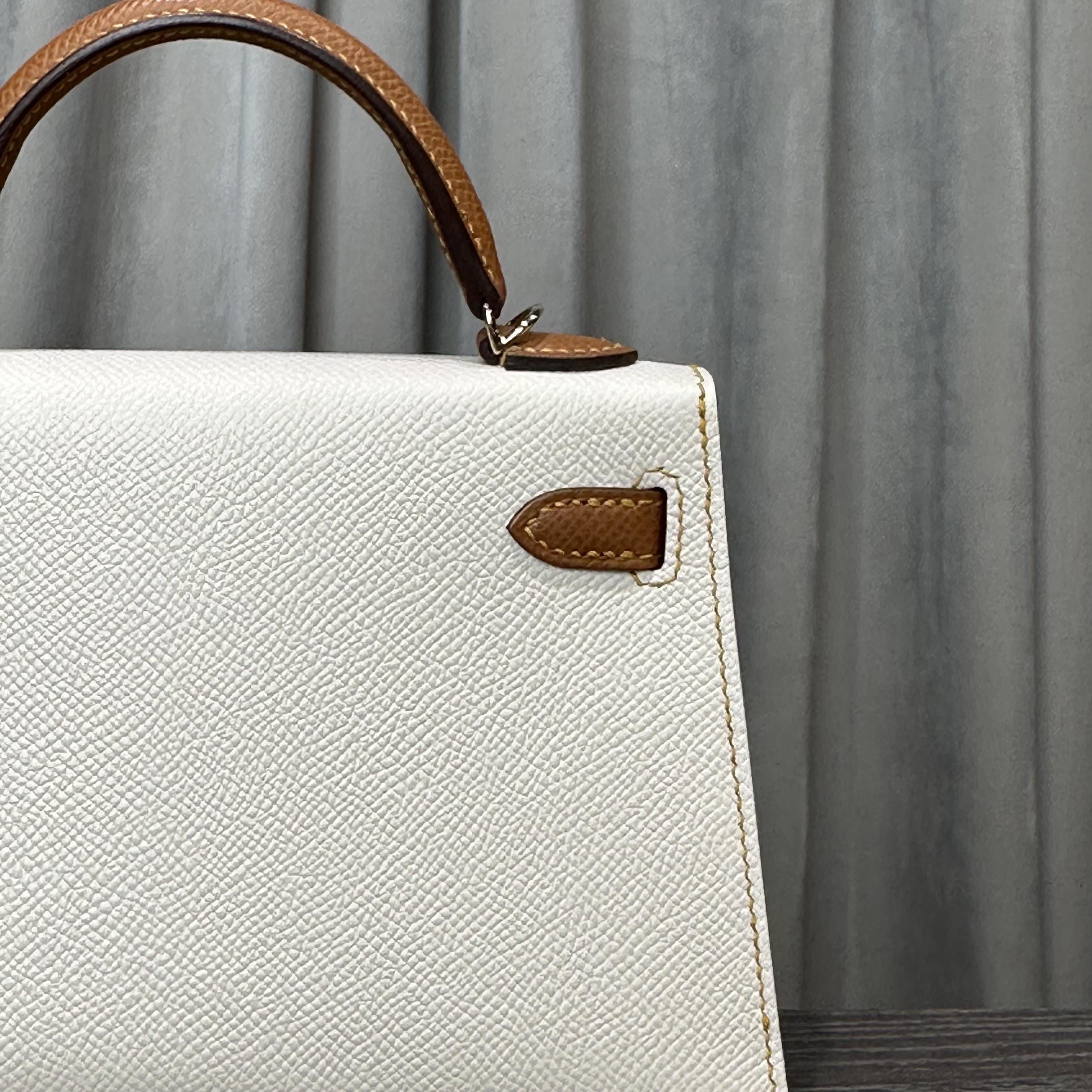 Hermès Craie and Gold Mini Kelly Sellier 20 Epsom Gold Hardware Hermès Special Order HSS