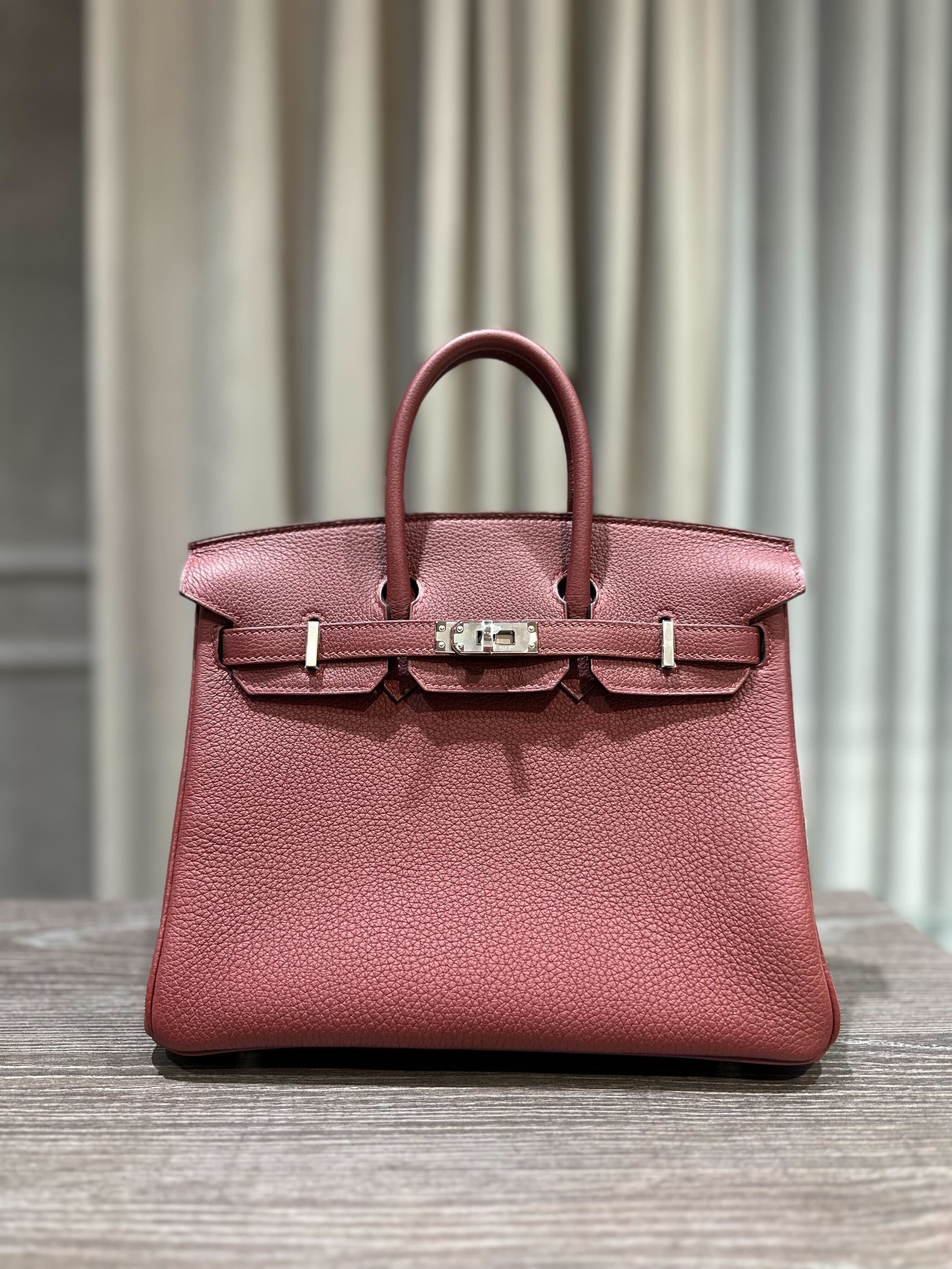 Hermès Rouge Birkin 25 Togo Palladium Hardware