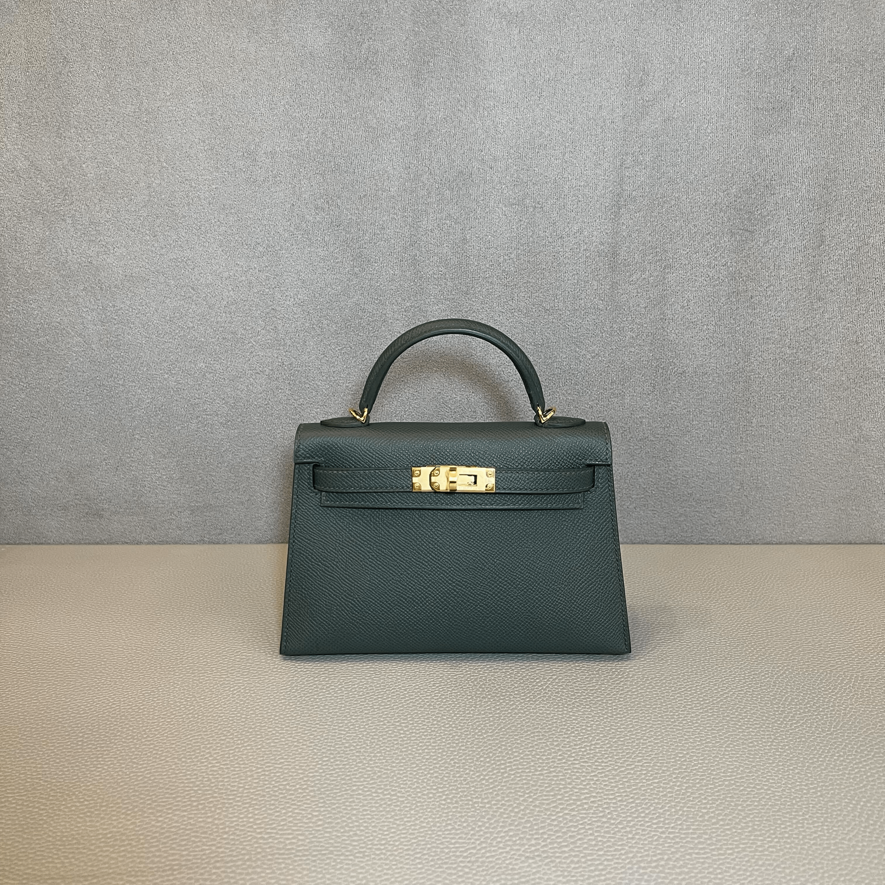 Hermès Vert Mangrove Mini Kelly Sellier 20 Epsom Gold Hardware