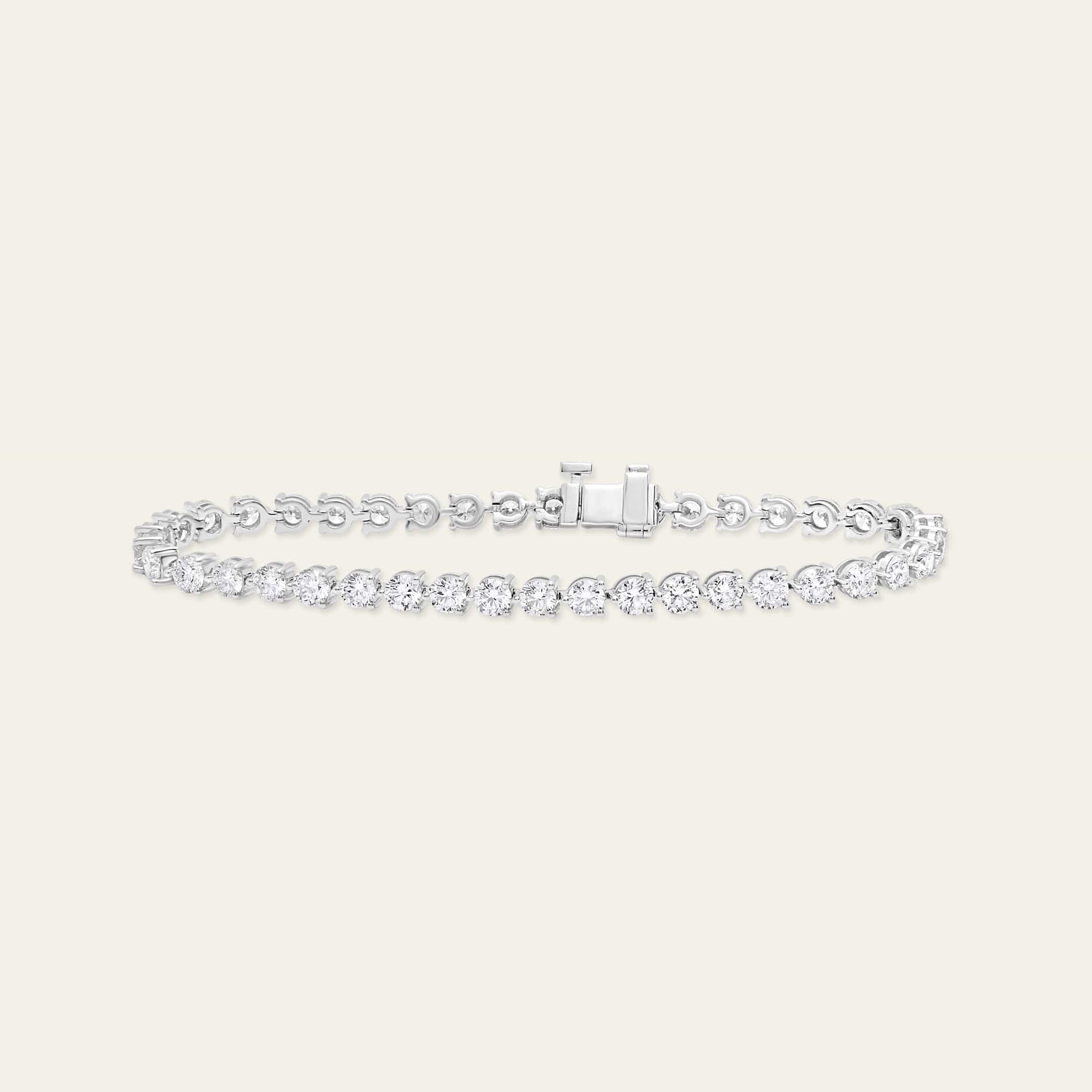 luce-6-carat-round-diamond-tennis-bracelet-jewels-aficionado-1146590378.jpg