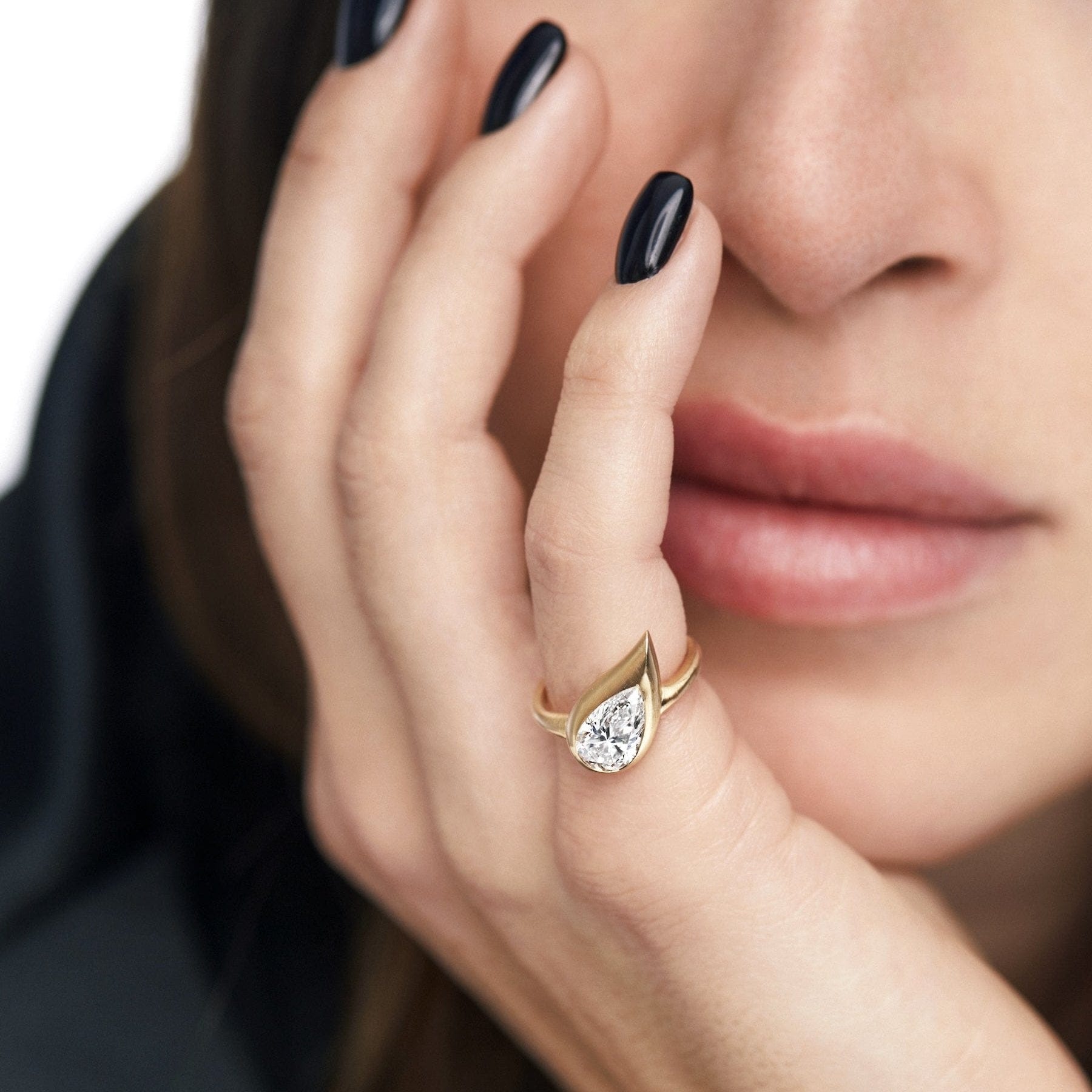 mika-pinky-ring-in-yellow-gold-with-pear-diamond-jewels-aficionado-1146590946.jpg
