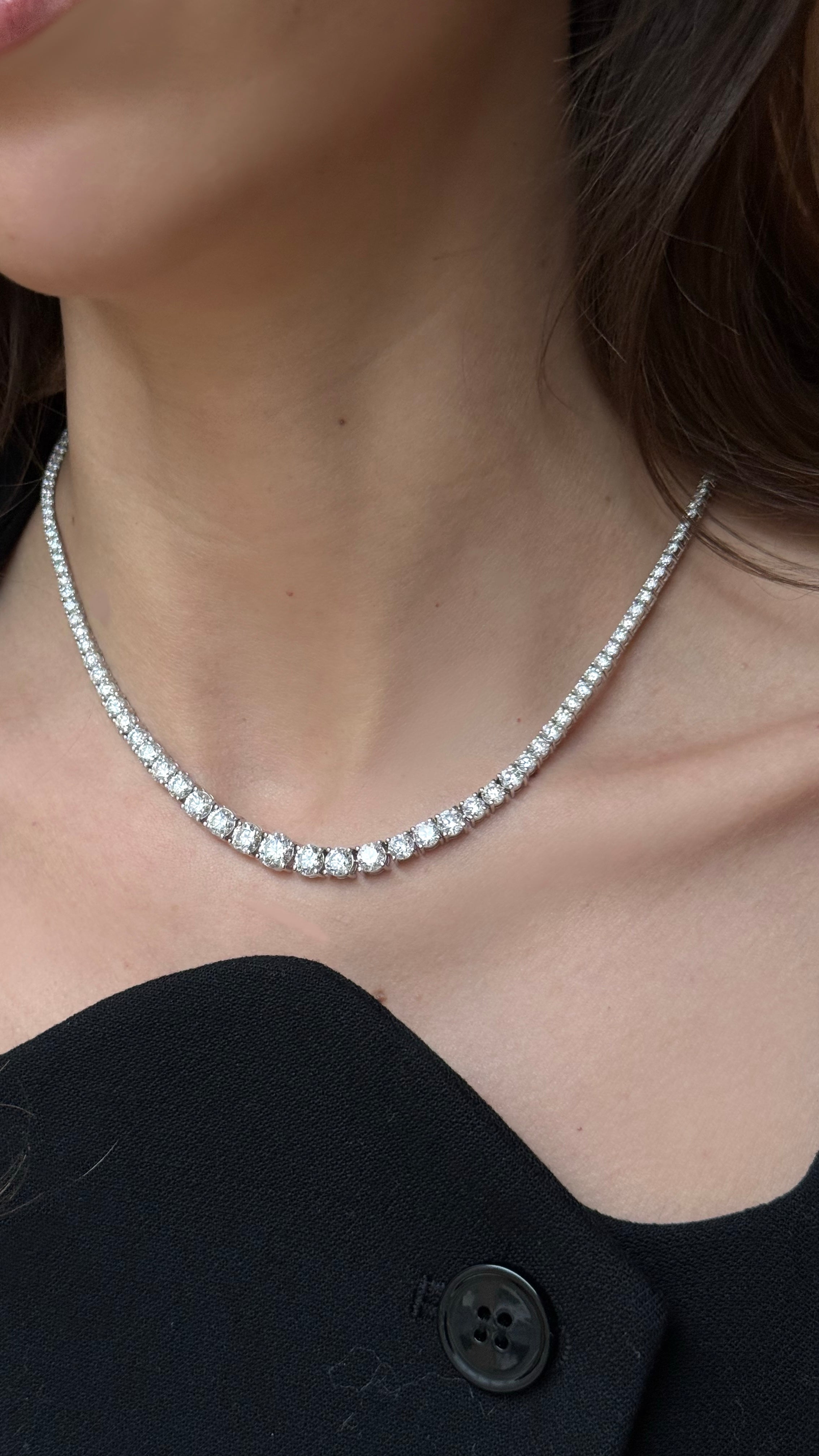 Lab-Grown Diamonds vs. Natural Diamonds: The Modern Luxury Choice