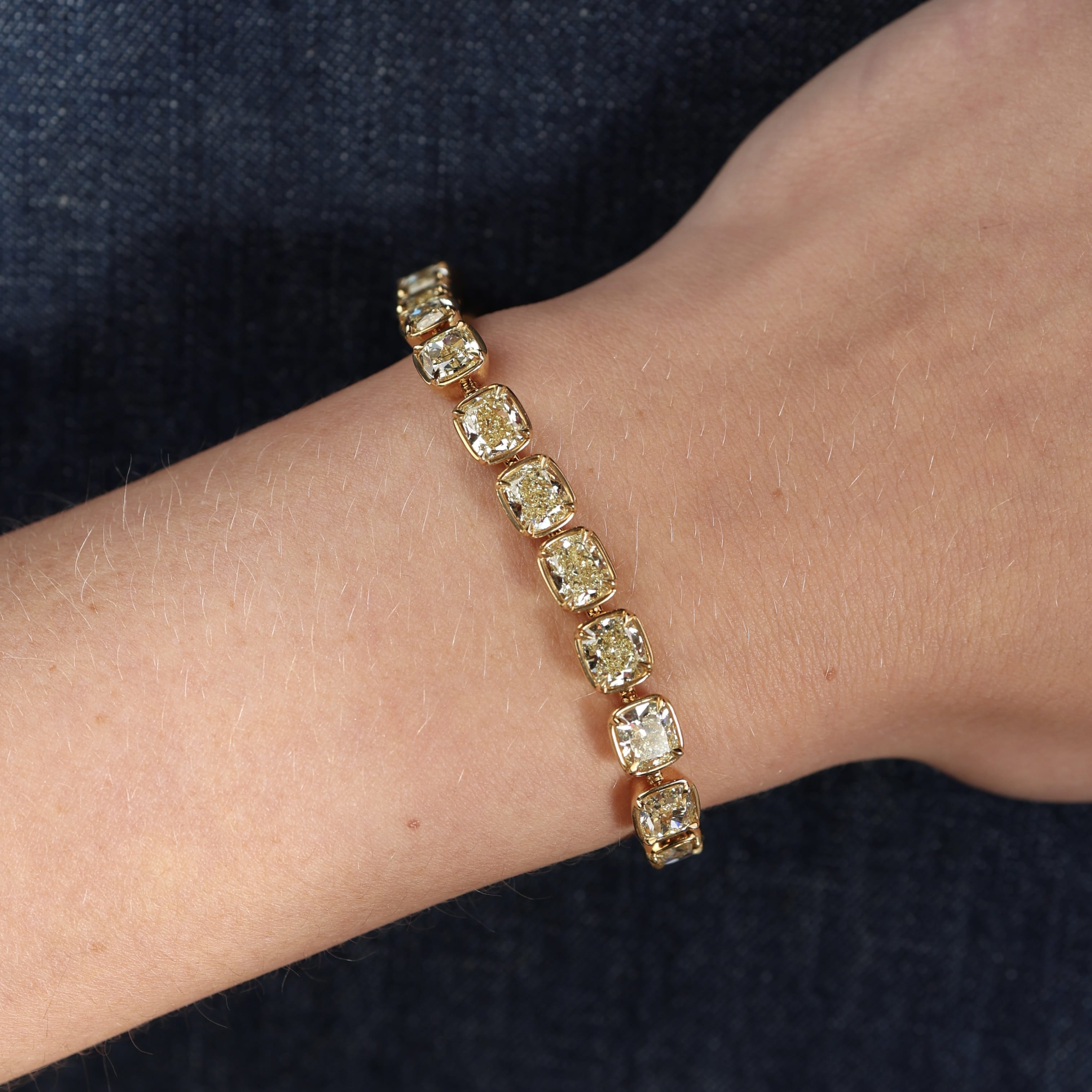 22 Carat Fancy Light Yellow Diamond Straight Line Bracelet in Yellow Gold