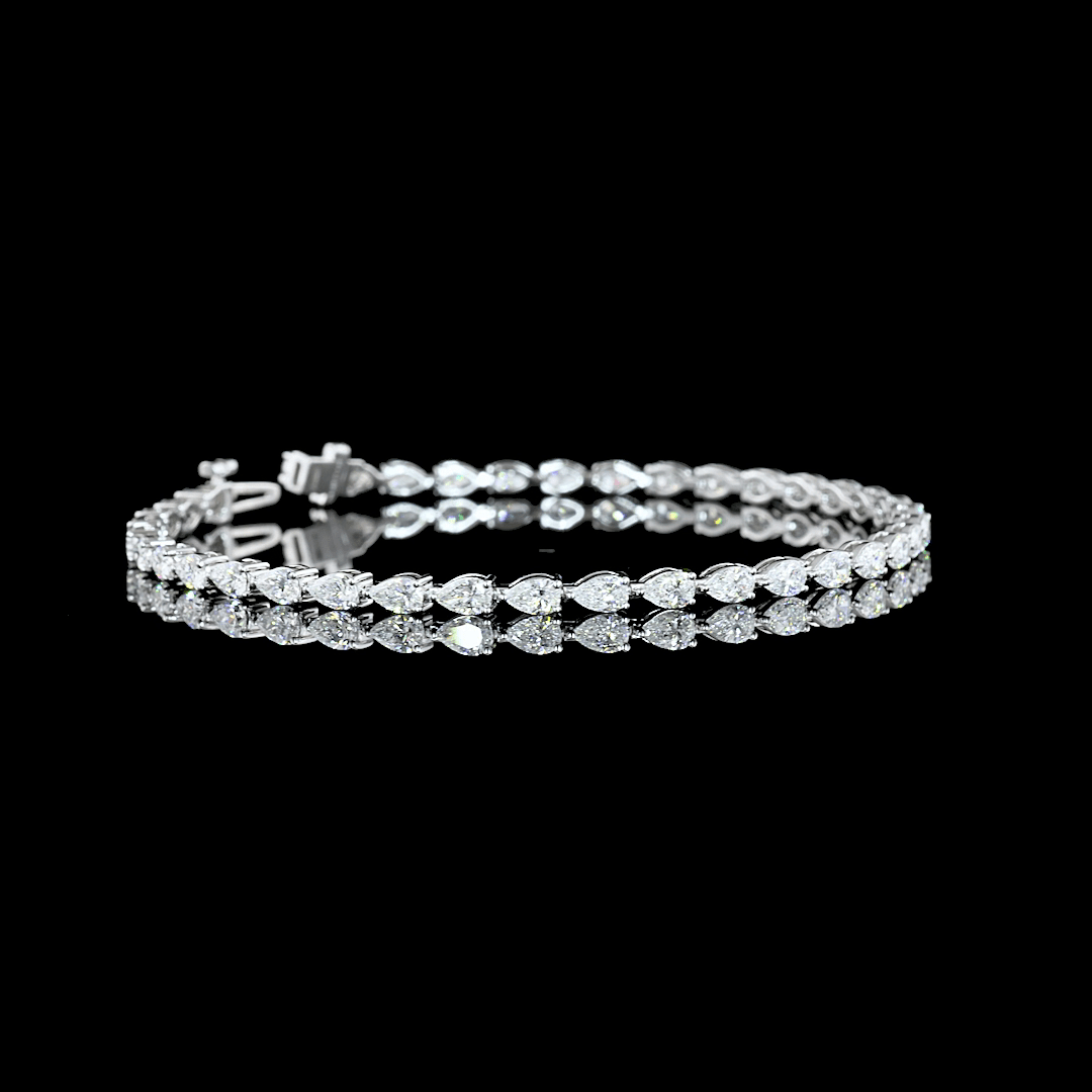 4-carat-lab-grown-pear-shaped-diamond-bracelet-jewels-aficionado-lab-1193384037.png