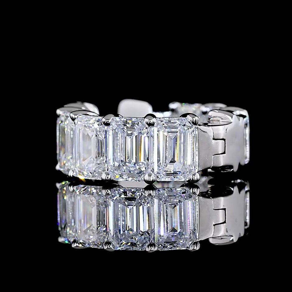 6-56-carat-lab-grown-diamond-huggie-earrings-jewels-aficionado-lab-1193999262.jpg