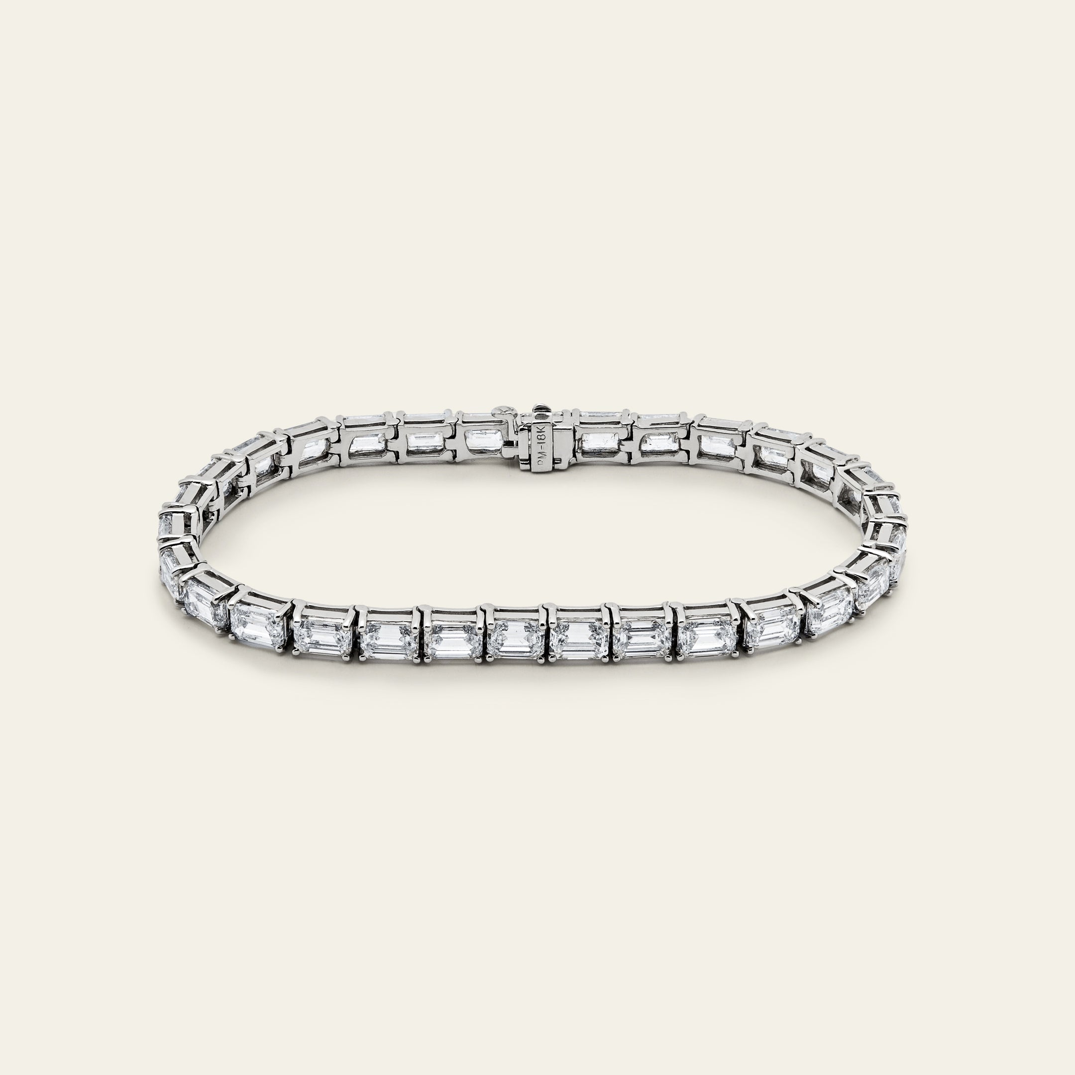 Lab-Grown Diamond Emerald-Cut Tennis Bracelet