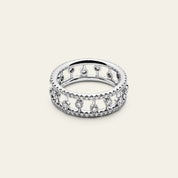 De Beers Dewdrop Band in White Gold