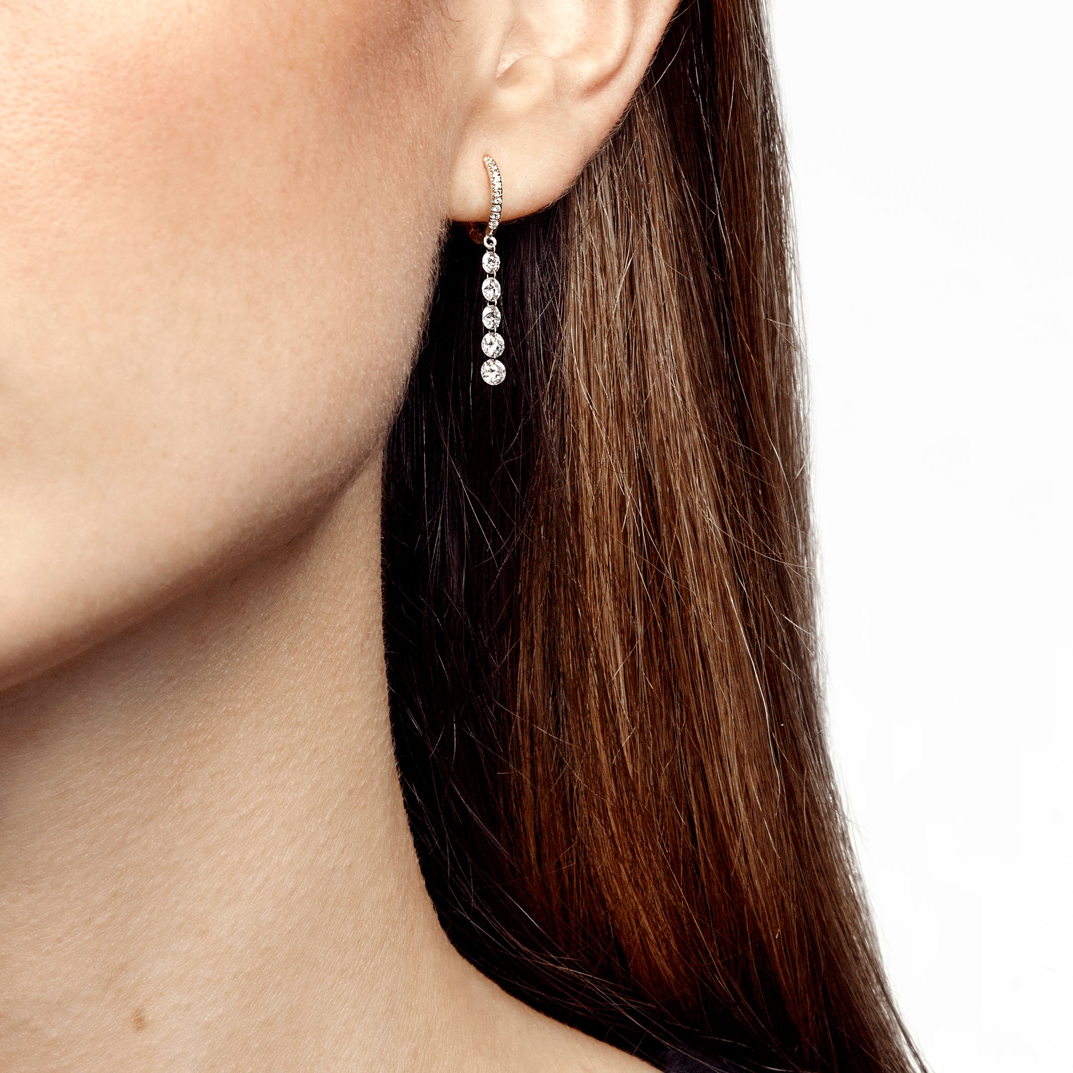 Earrings-E6253_YG-5-diams_02.jpg