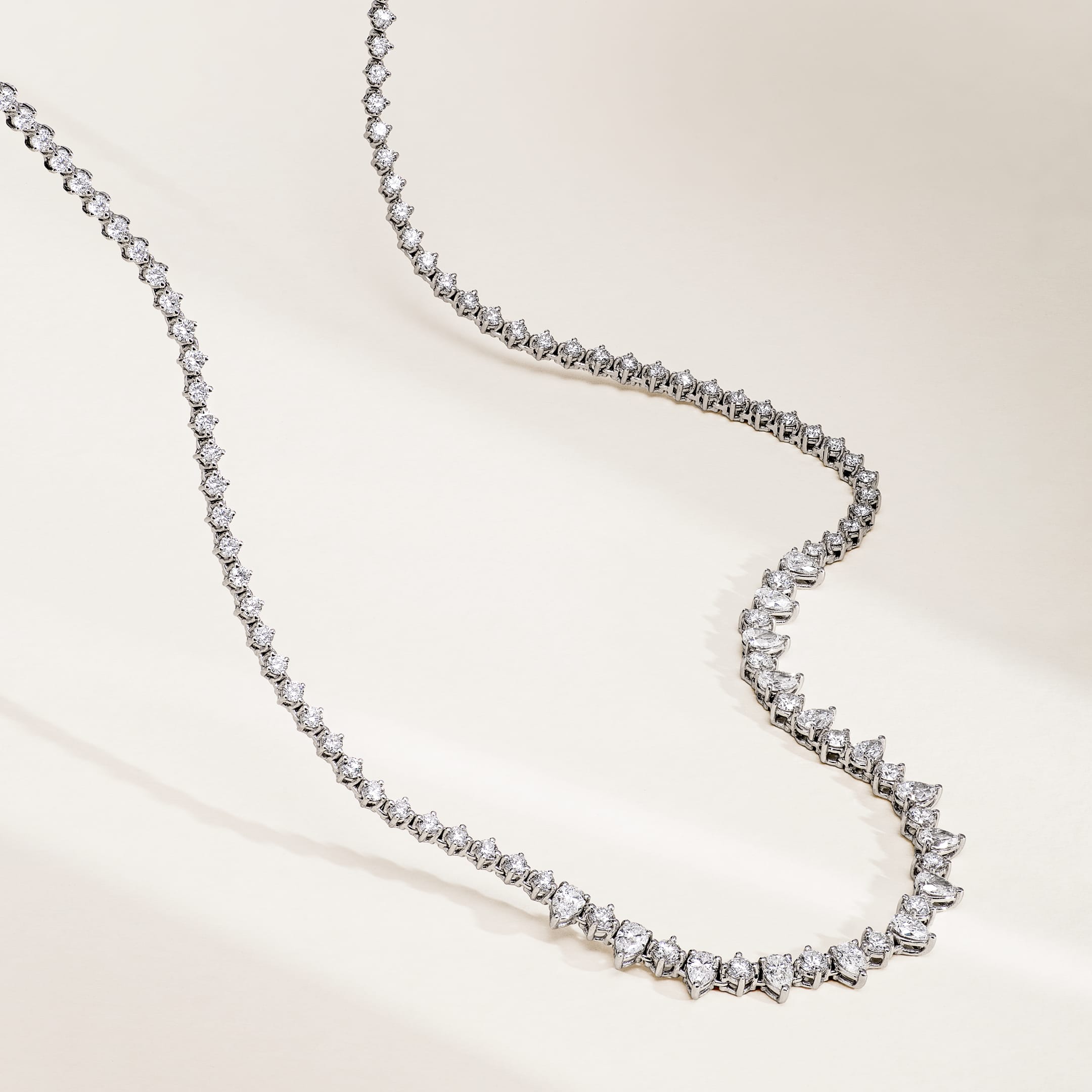 Homepage-necklace_creative_0577251a-4ed8-4f5d-9e6f-5bbdb810c337.jpg