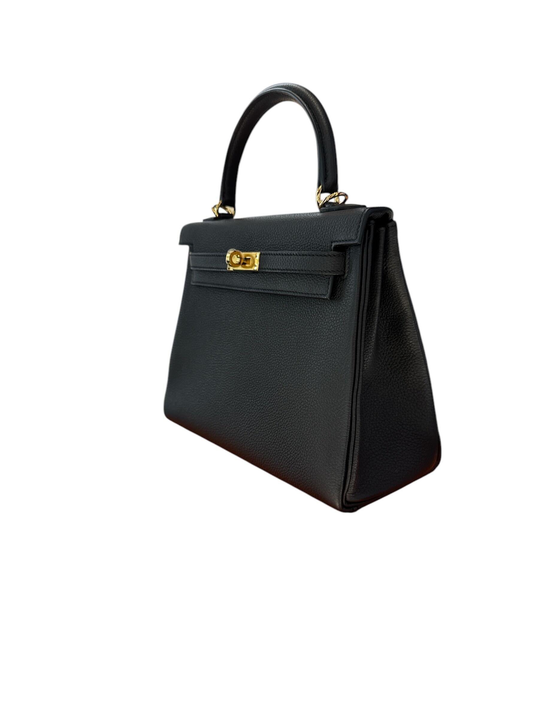 Hermès Kelly II Retourne 25 Noir Togo Gold Hardware