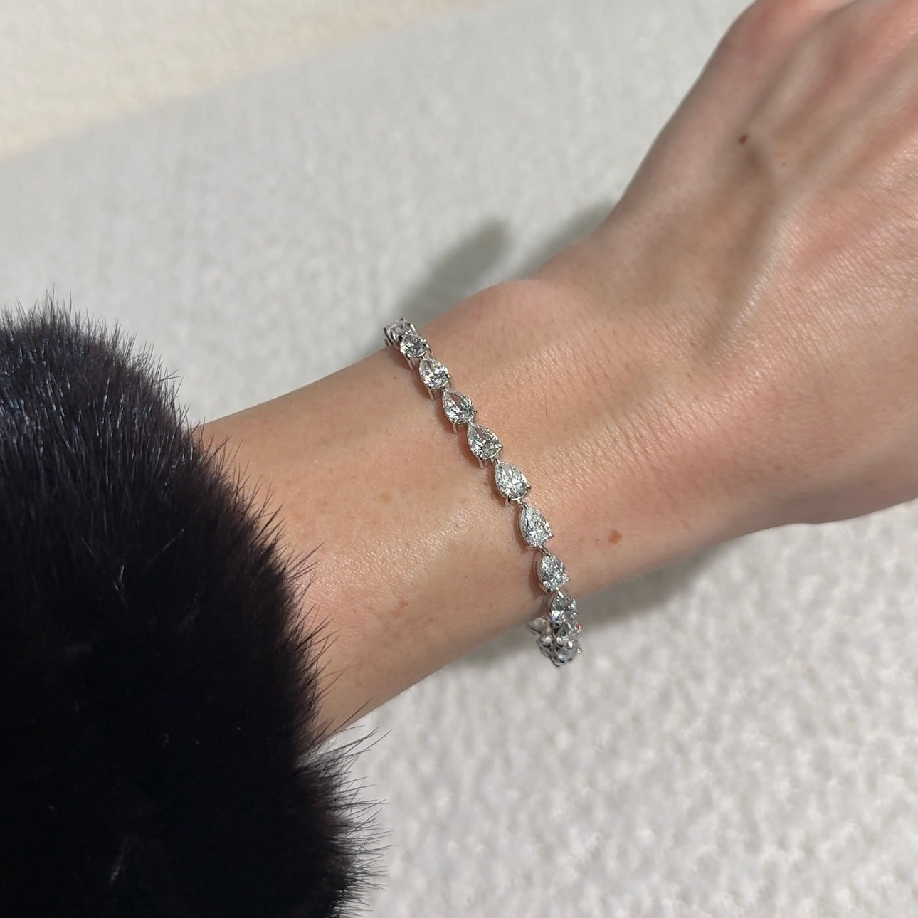 Pear-Shaped Diamond Tennis Bracelet