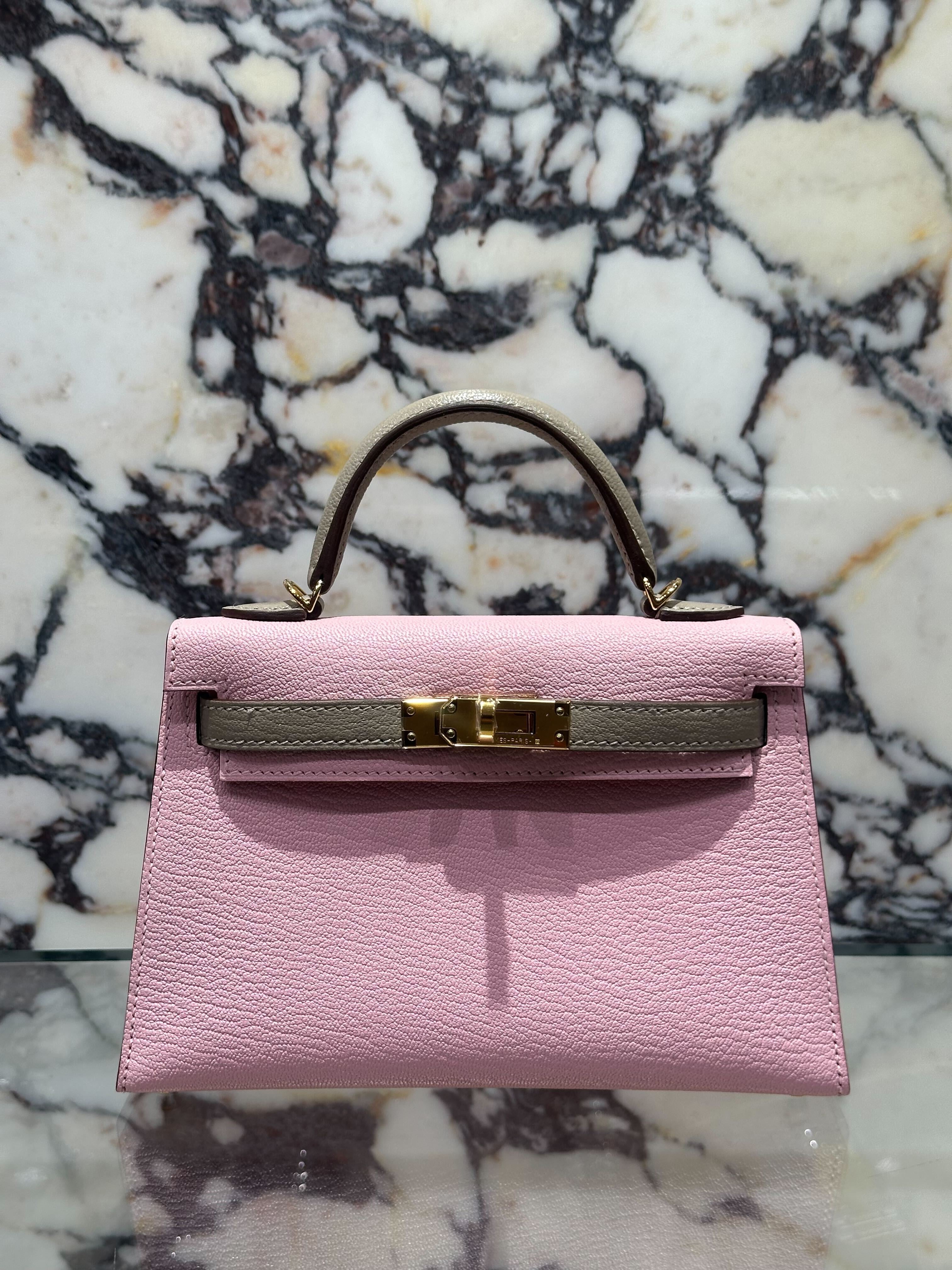 Hermès Kelly II Sellier Mini 20 HSS Rose Sakura and Gris Tourterelle Chevre Mysore Gold Hardware