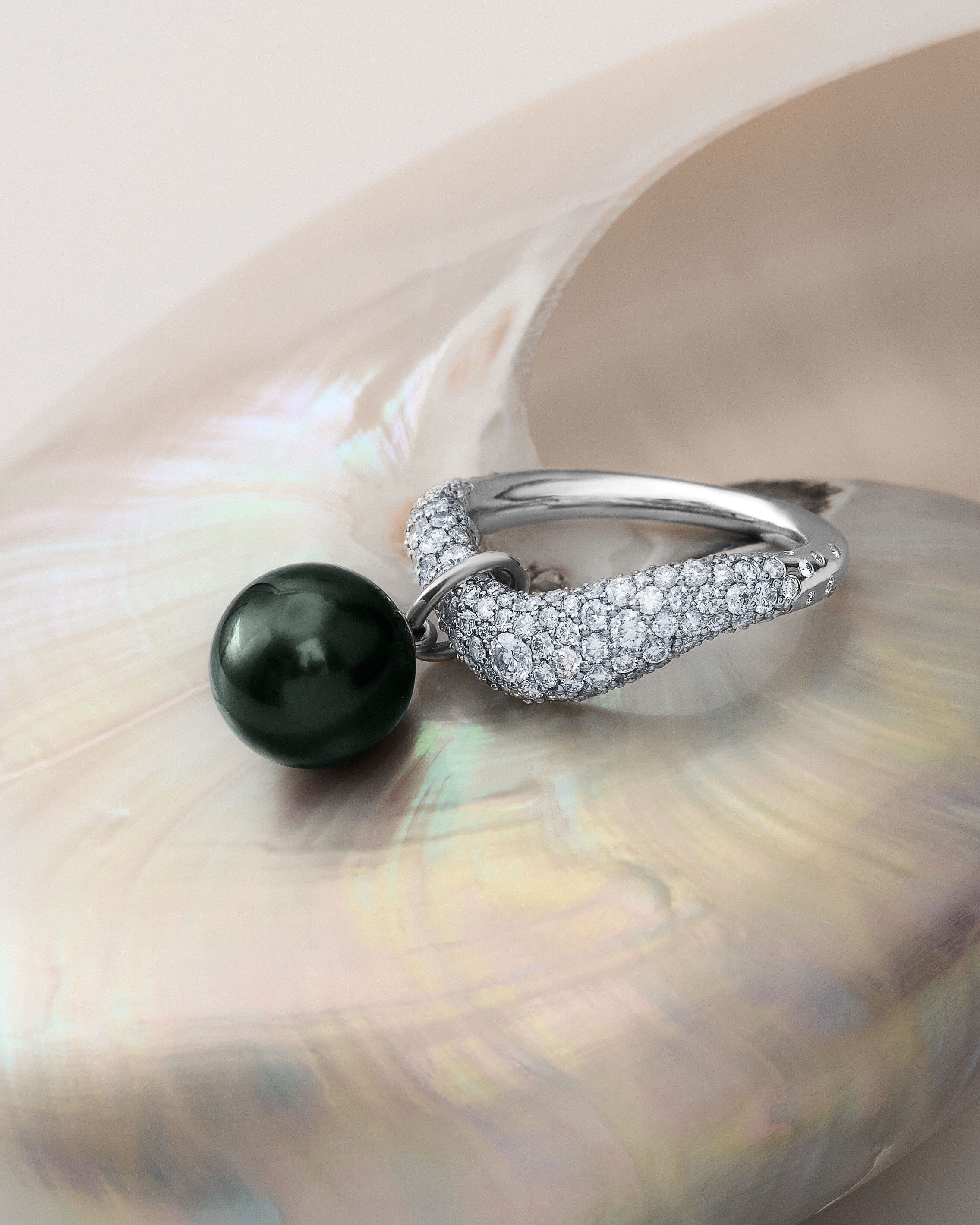 Jewels_April202637928.jpg
