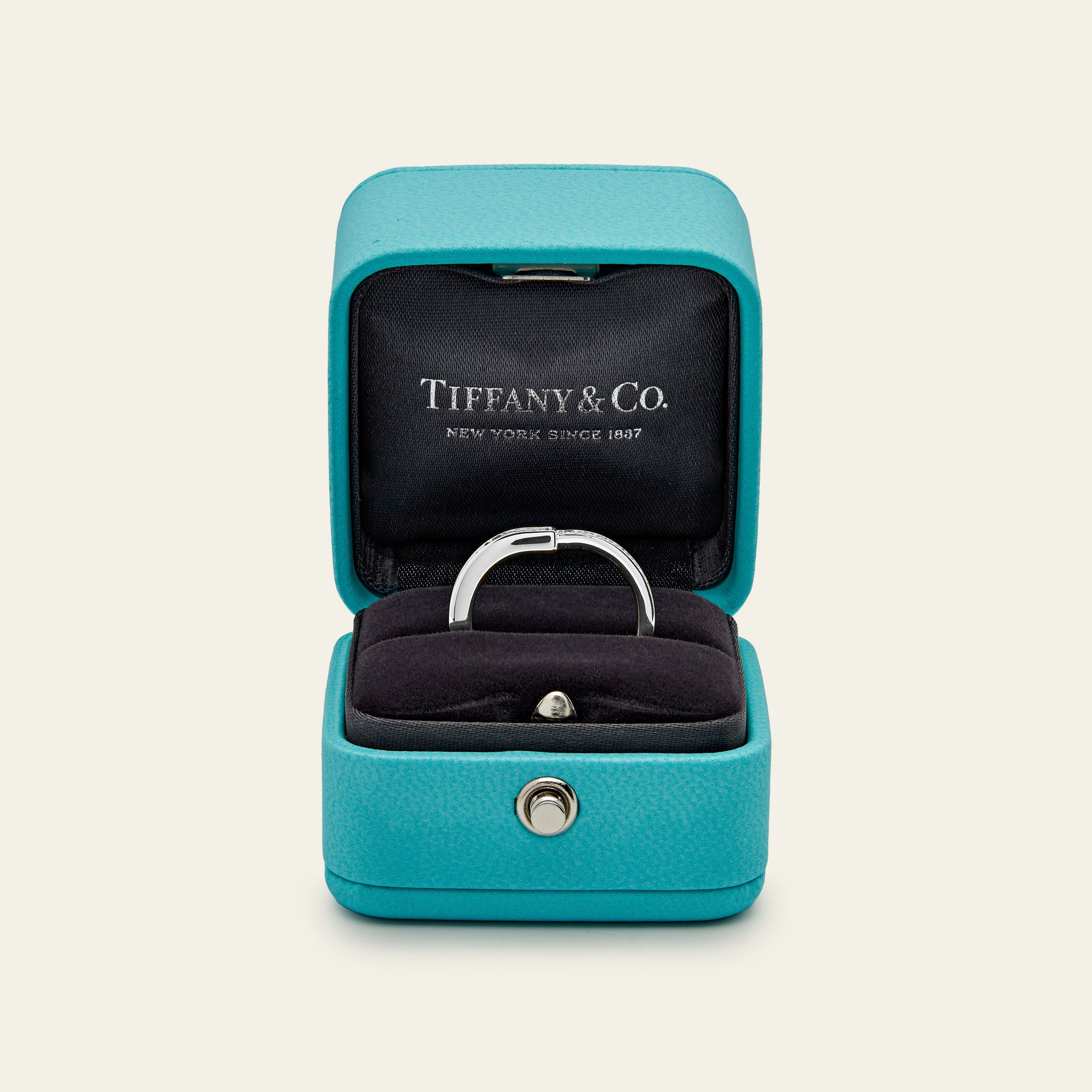 Tiffany & Co. Lock Ring in White Gold with Pavé Diamonds 72792092