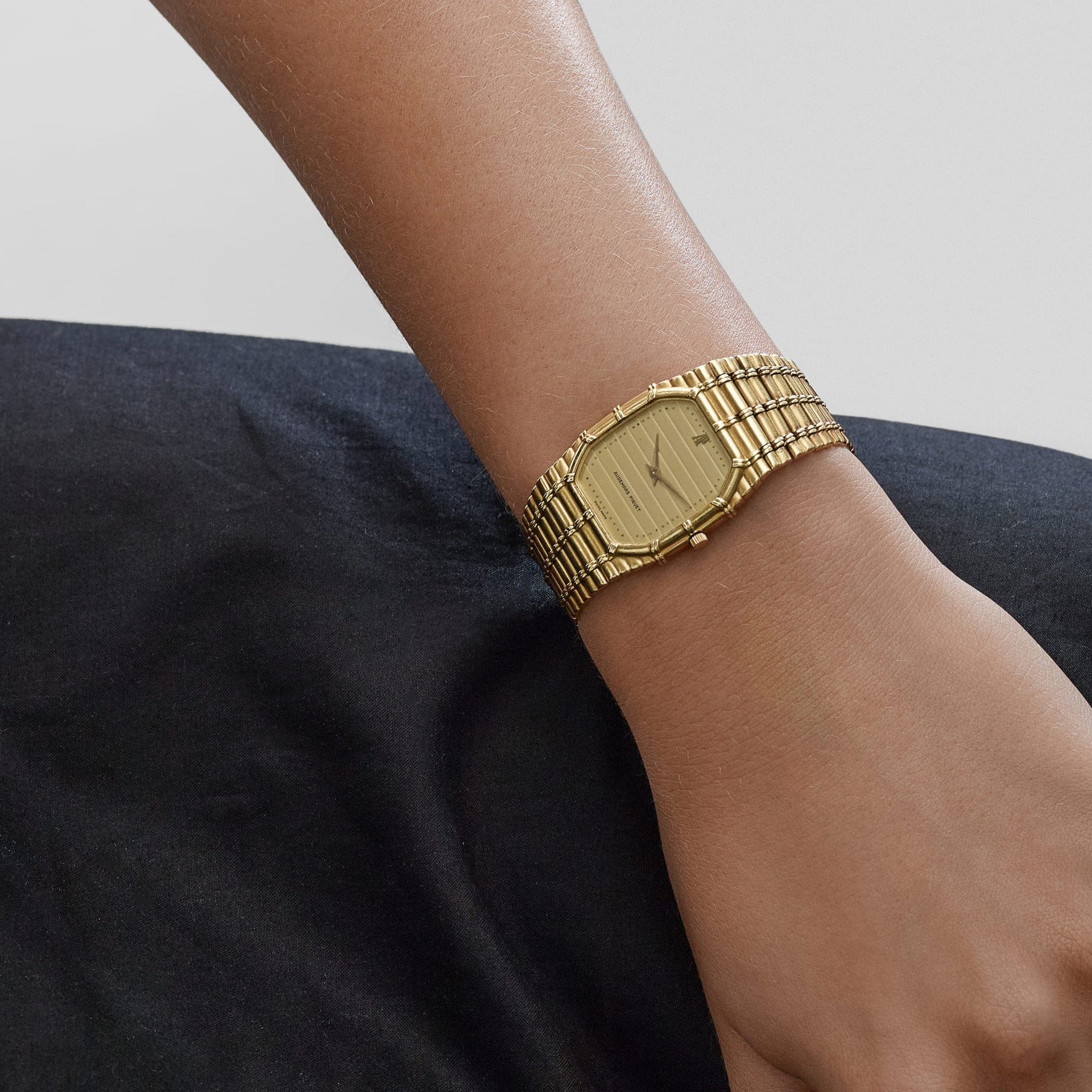 Audemars Piguet Bamboo Vintage 'Ladies' Yellow Gold Champagne Dial