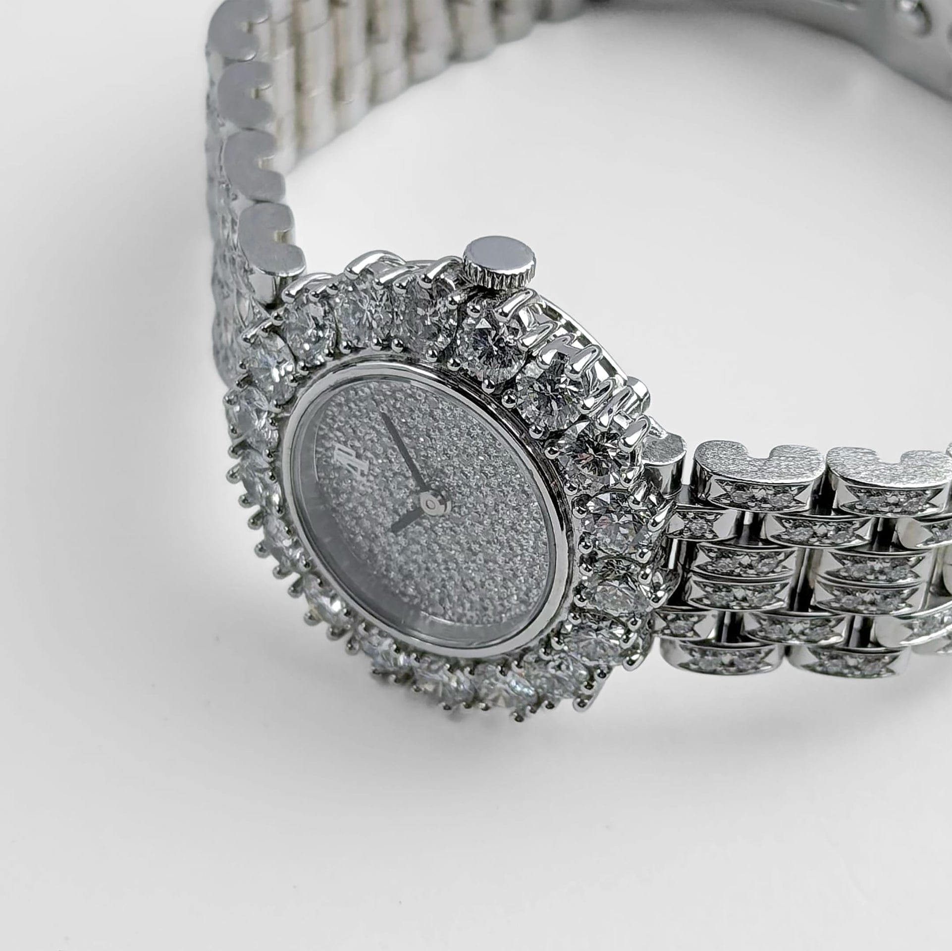 Audemars Piguet Classic Haute Joaillerie 79356BC.ZZ.1092BC.01 'Ladies' White Gold Diamond-Set (2007)