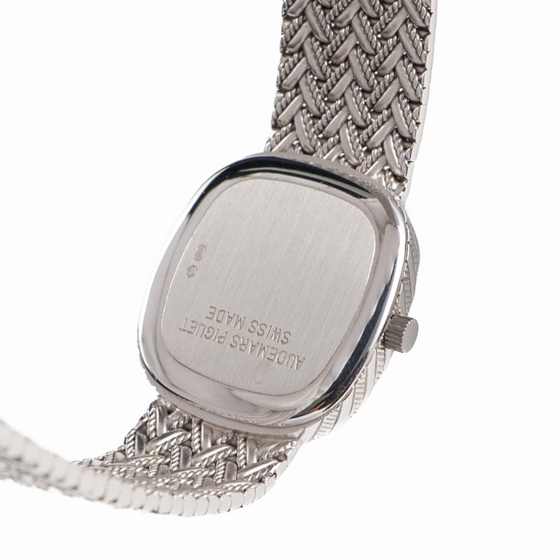 Audemars Piguet Cobra 79215BC.GG.0498BC.01 Vintage 'Ladies' White Gold White Diamond Dial (1999)