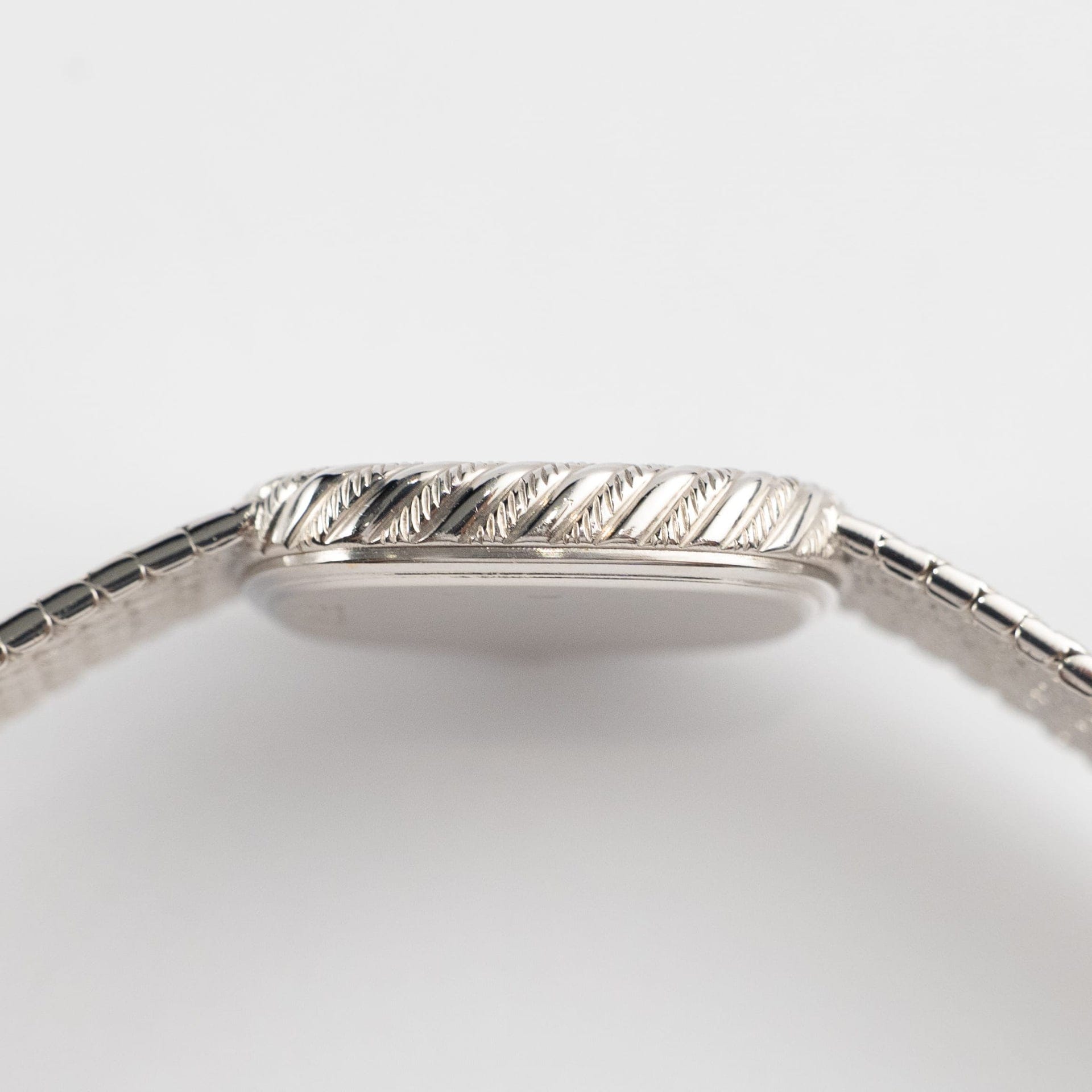 Audemars Piguet Cobra 8926 Vintage 'Ladies' White Gold White Diamond Dial (1992)