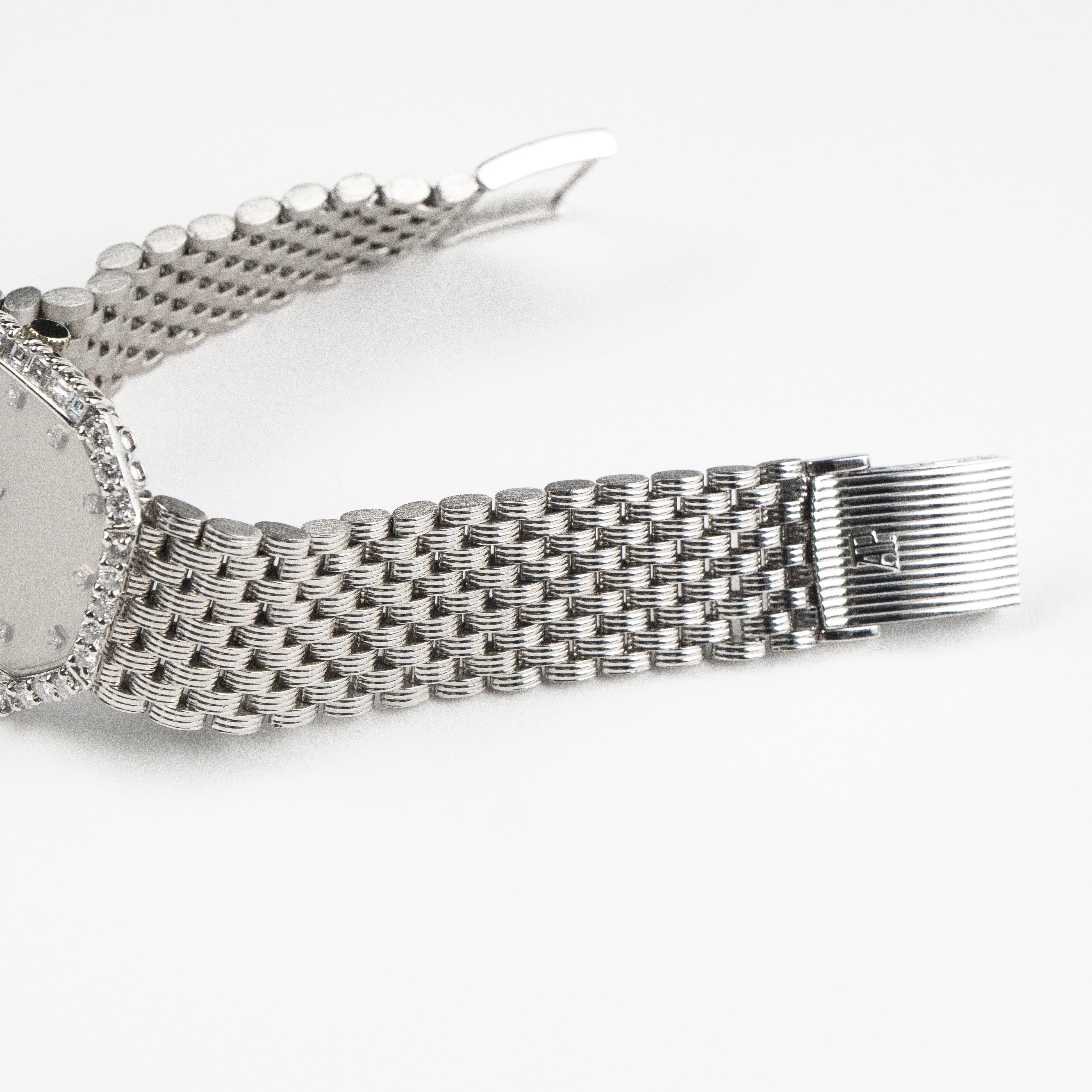 Audemars Piguet Cobra Vintage 'Ladies' White Gold Silver Diamond Dial Diamond Bezel