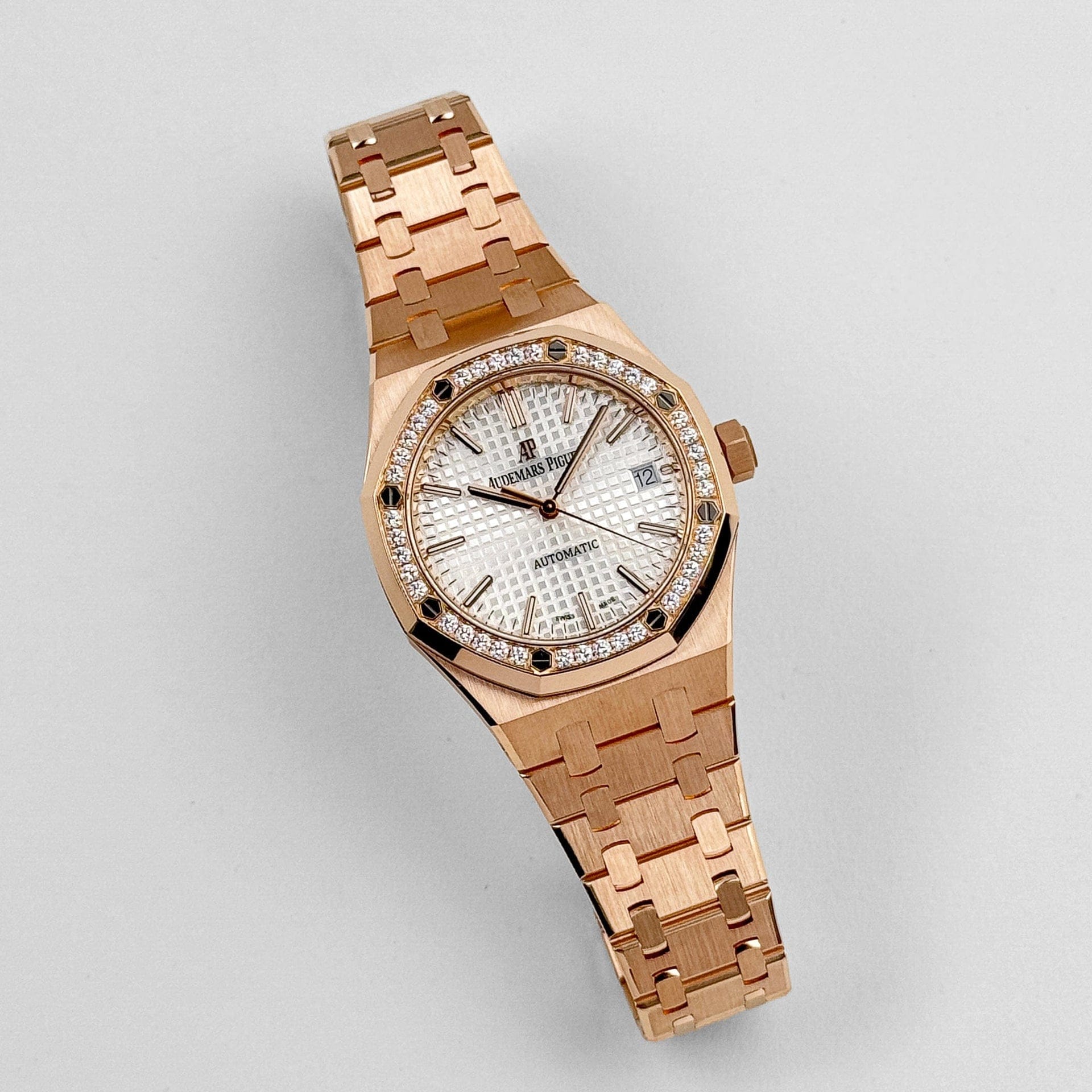 Audemars Piguet Royal Oak 77351OR.ZZ.1261OR.01 'Ladies' Rose Gold White Dial Diamond Bezel (2021)