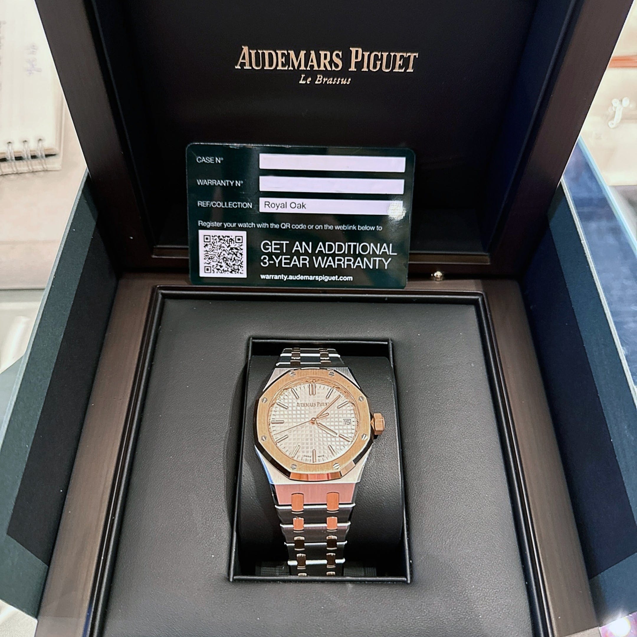 Audemars Piguet Royal Oak 15550SR.OO.1356SR.01 Stainless Steel Rose Gold White Dial (2023)