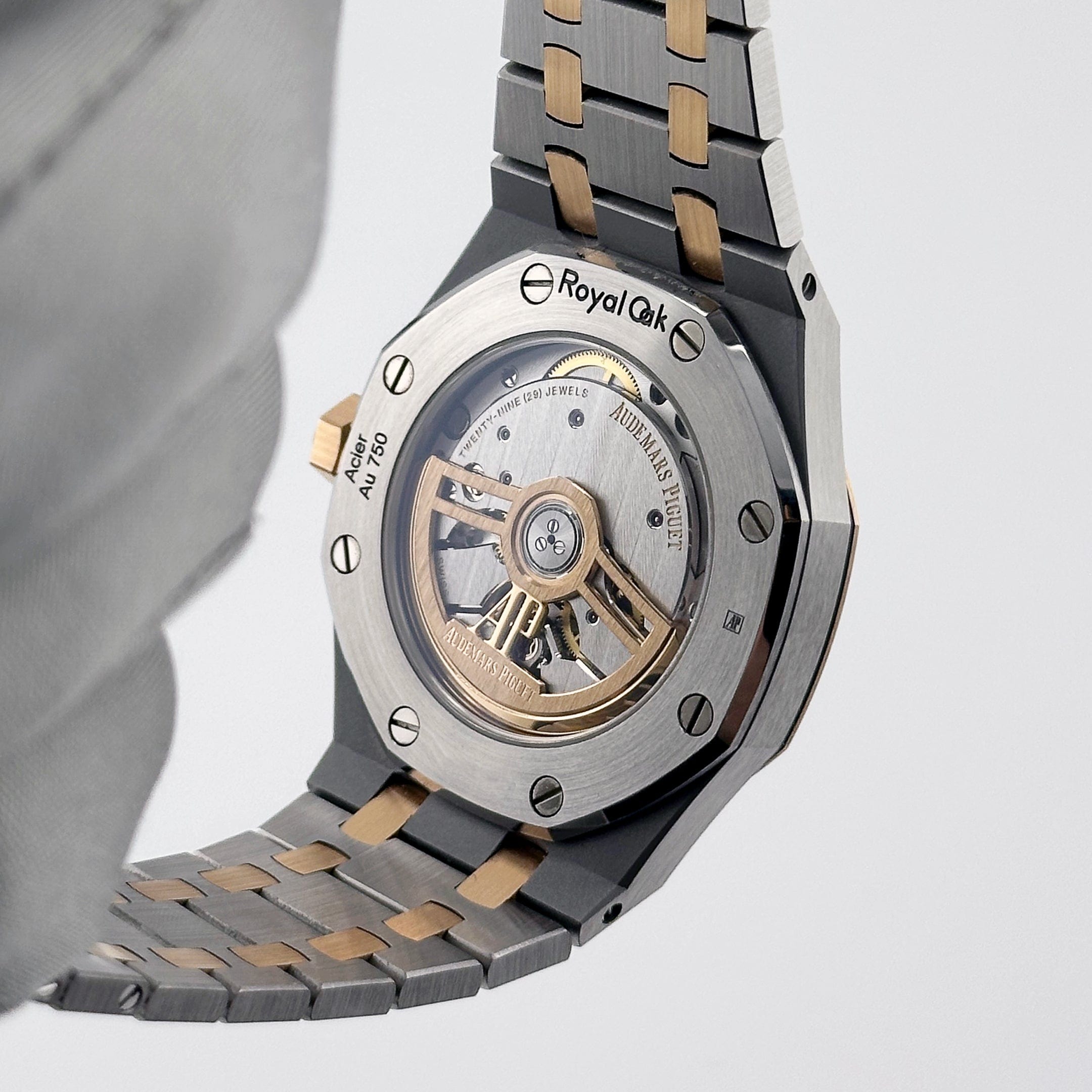 Audemars Piguet Royal Oak 15550SR.OO.1356SR.01 Stainless Steel Rose Gold White Dial (2023)