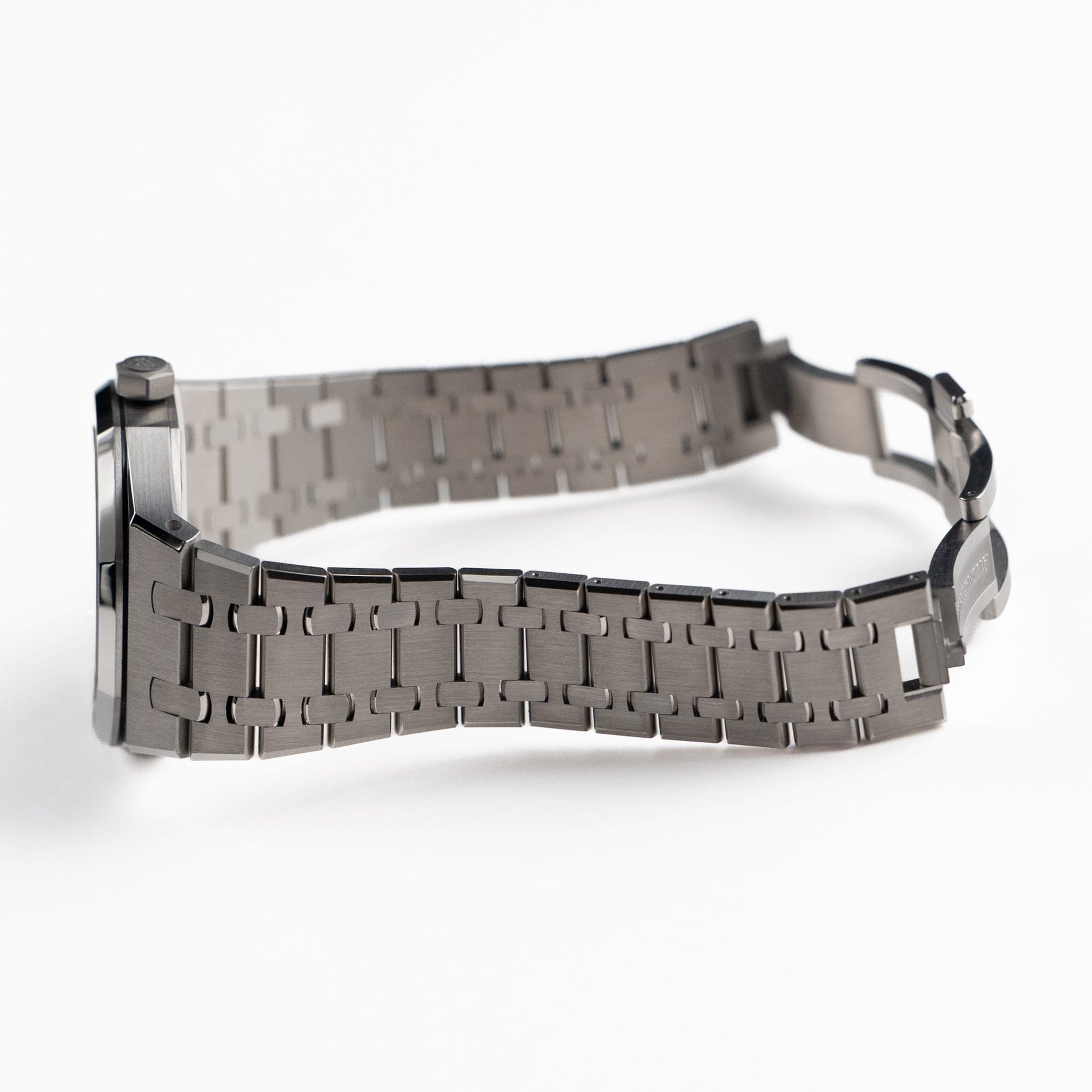 Audemars Piguet Royal Oak 15550ST.OO.1356ST.08 Stainless Steel Blue Dial (2025)