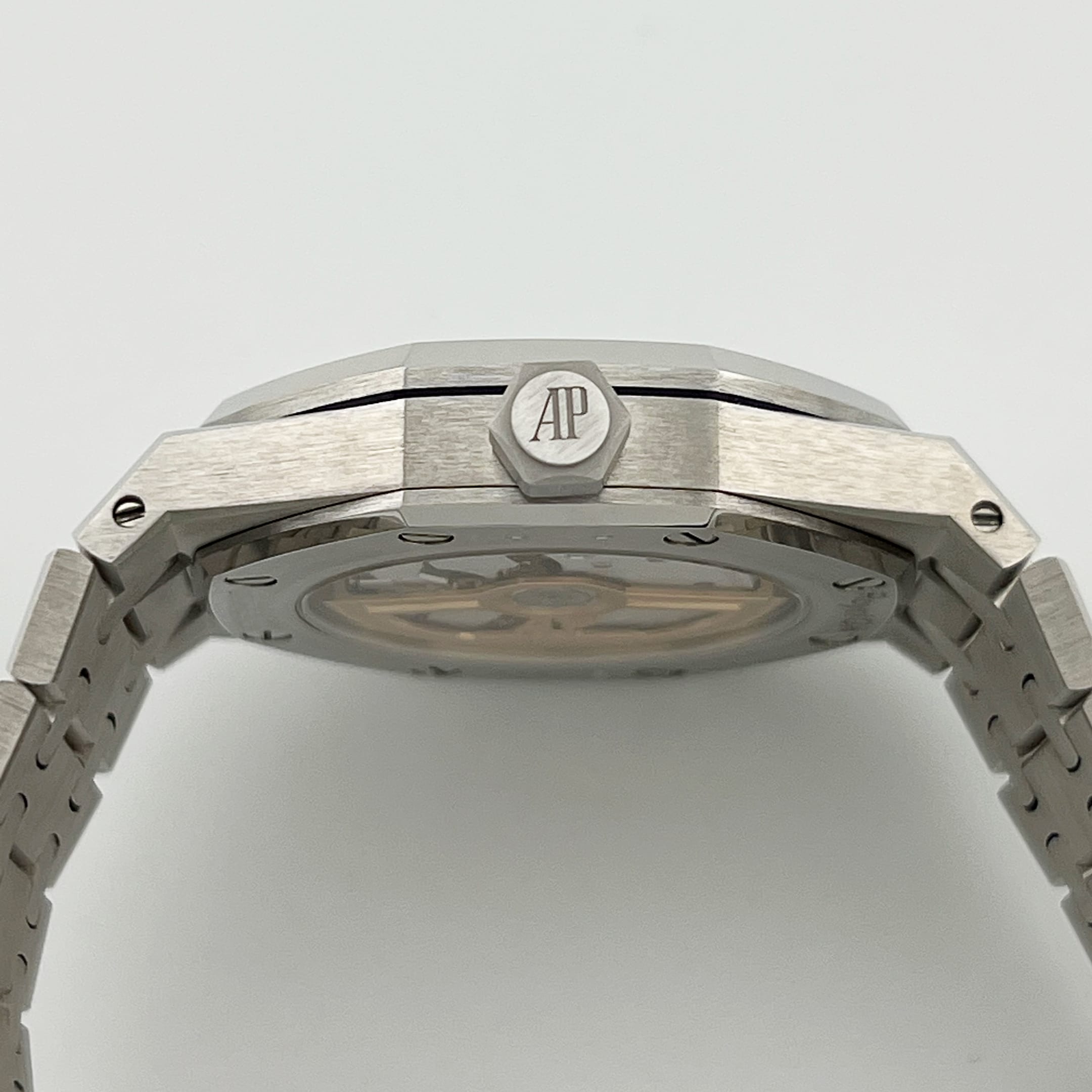 Audemars Piguet Royal Oak 15551BC.ZZ.1356BC.01 Diamond Bezel White Gold Smoked Blue Dial (2024)