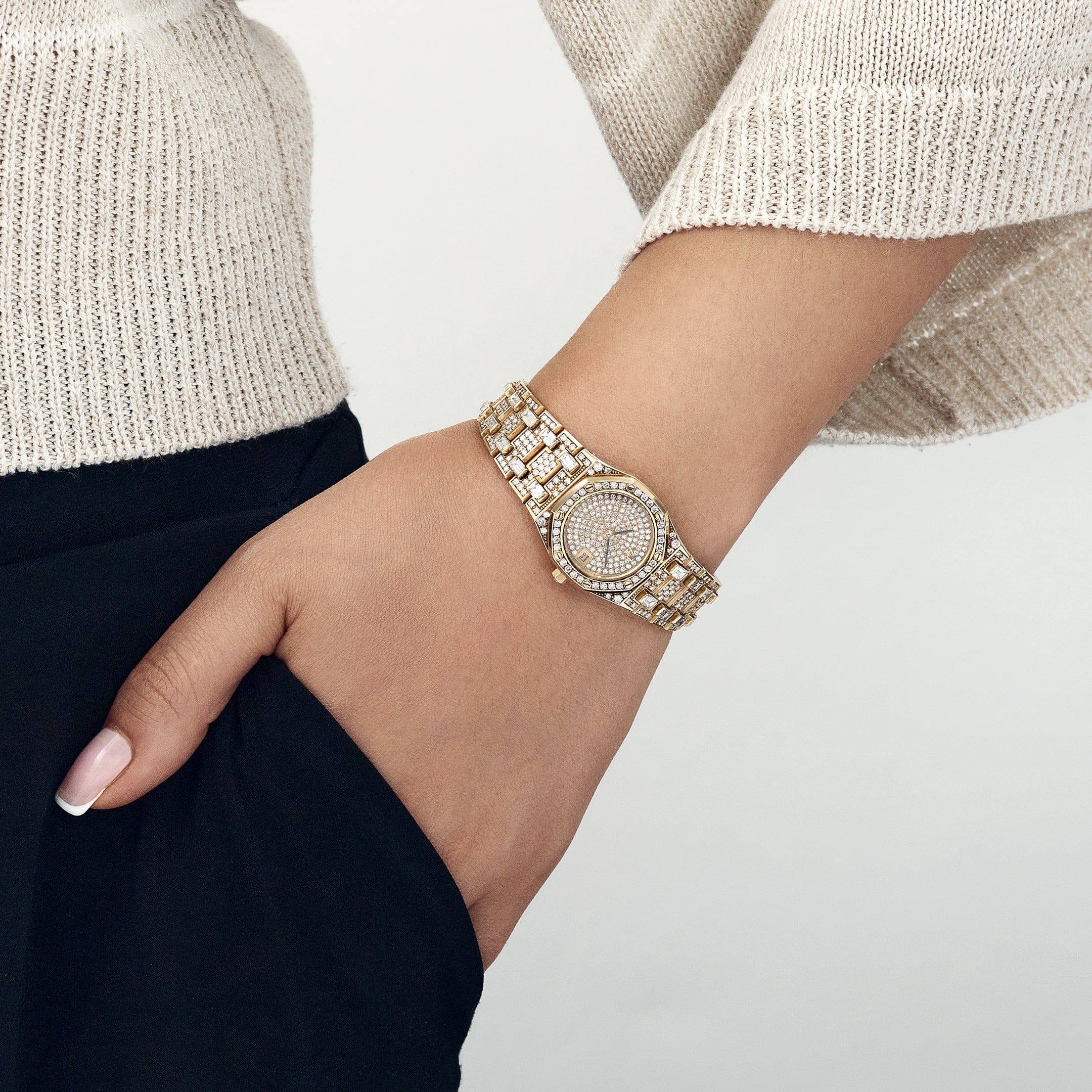 Audemars Piguet Royal Oak 56343BA.ZZ.0699BA.01 Vintage 'Ladies' Yellow Gold Diamond-Set Quartz