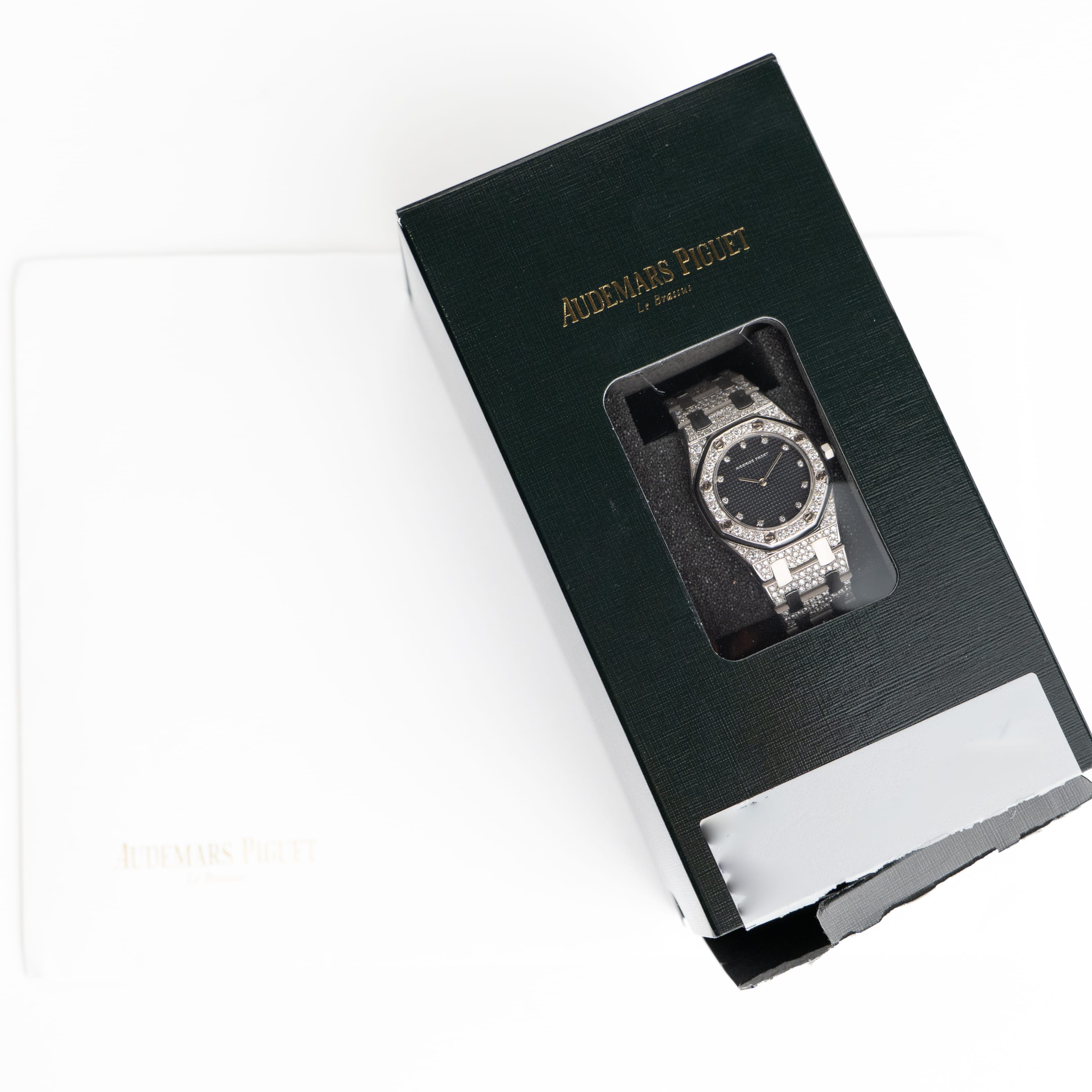 Audemars Piguet Royal Oak 6007BC 'Ladies' White Gold Black Diamond Dial Diamond Bezel and Bracelet Quartz (1981)