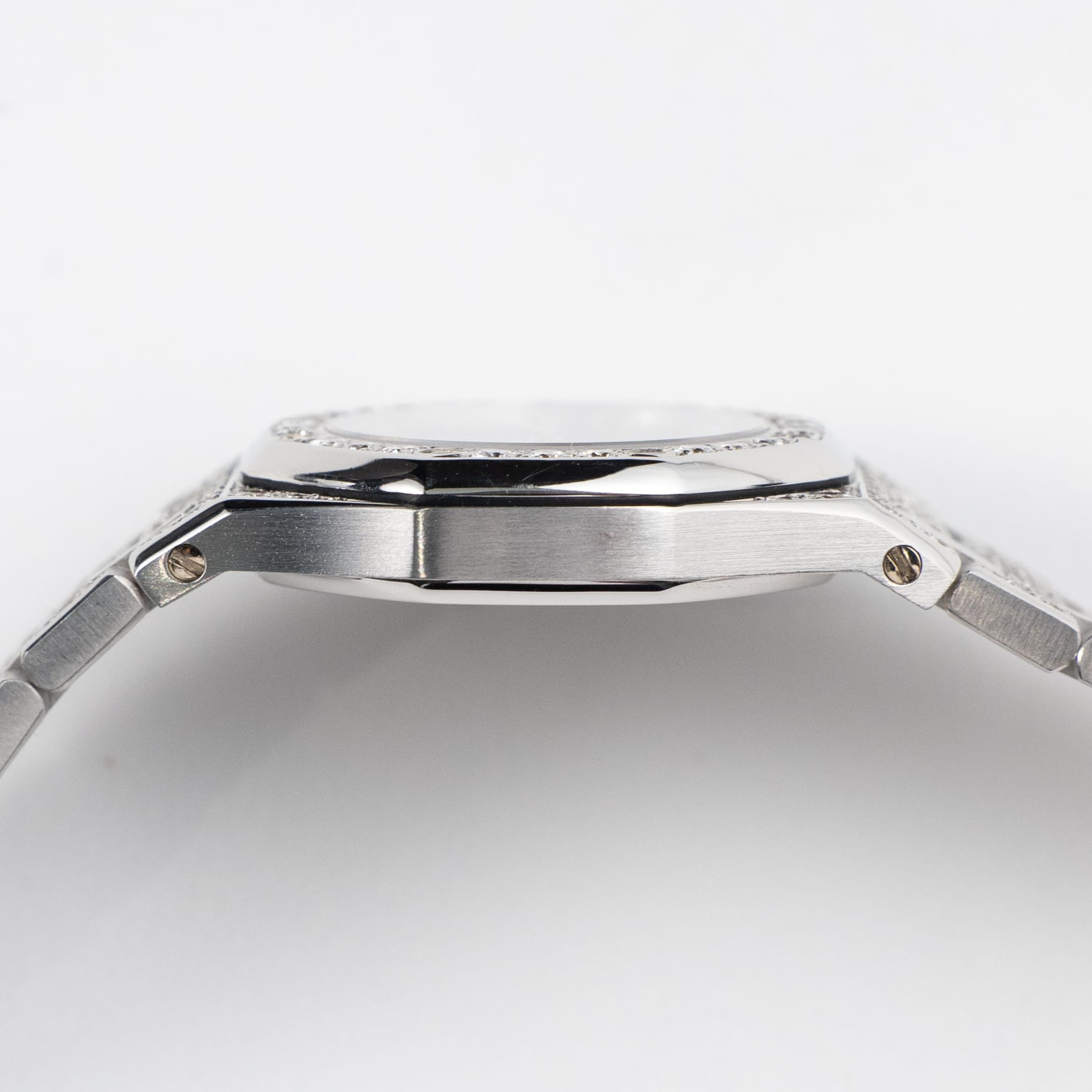 Audemars Piguet Royal Oak 6007BC 'Ladies' White Gold Black Diamond Dial Diamond Bezel and Bracelet Quartz (1981)