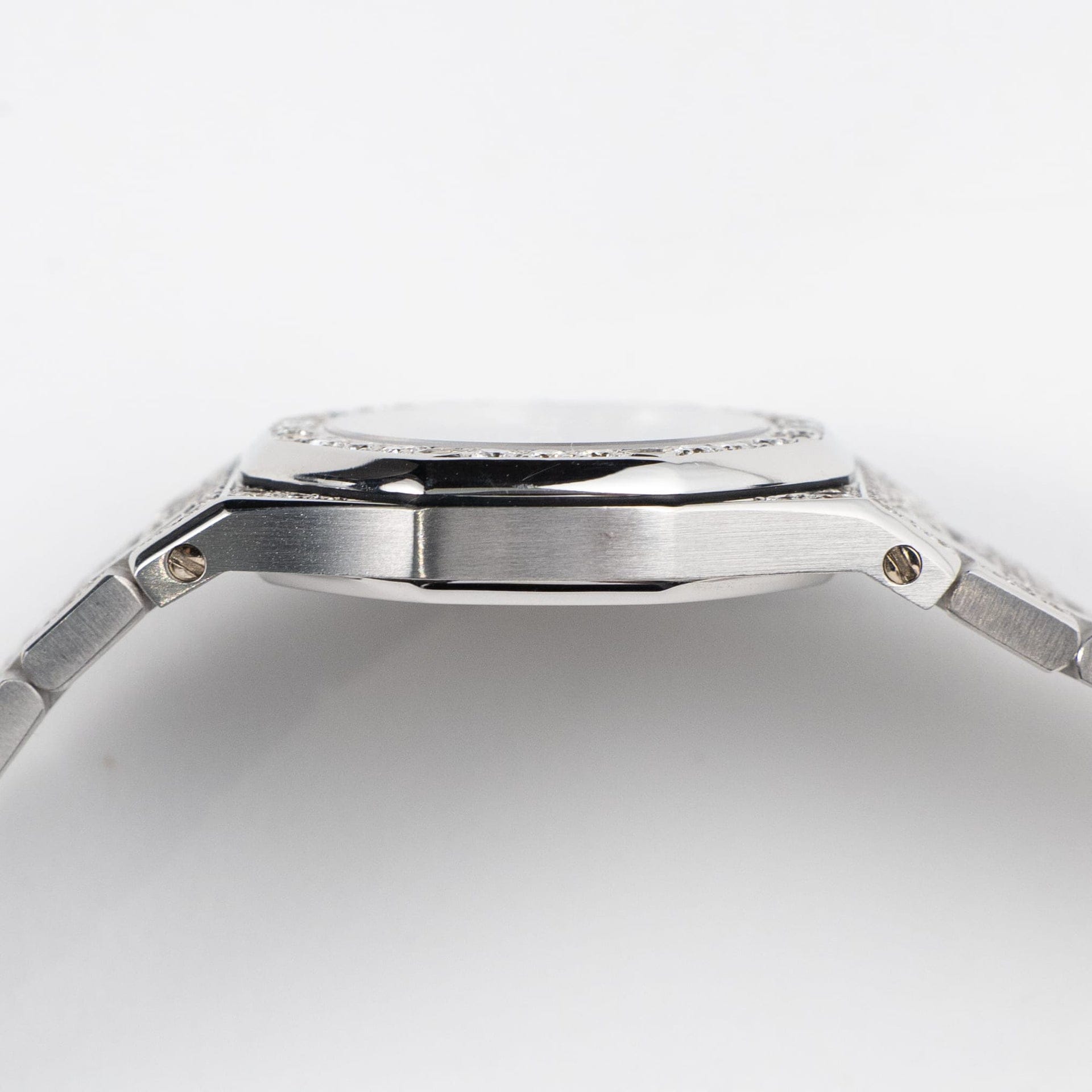 Audemars Piguet Royal Oak 6007BC 'Ladies' White Gold Black Diamond Dial Diamond Bezel and Bracelet Quartz (1981)