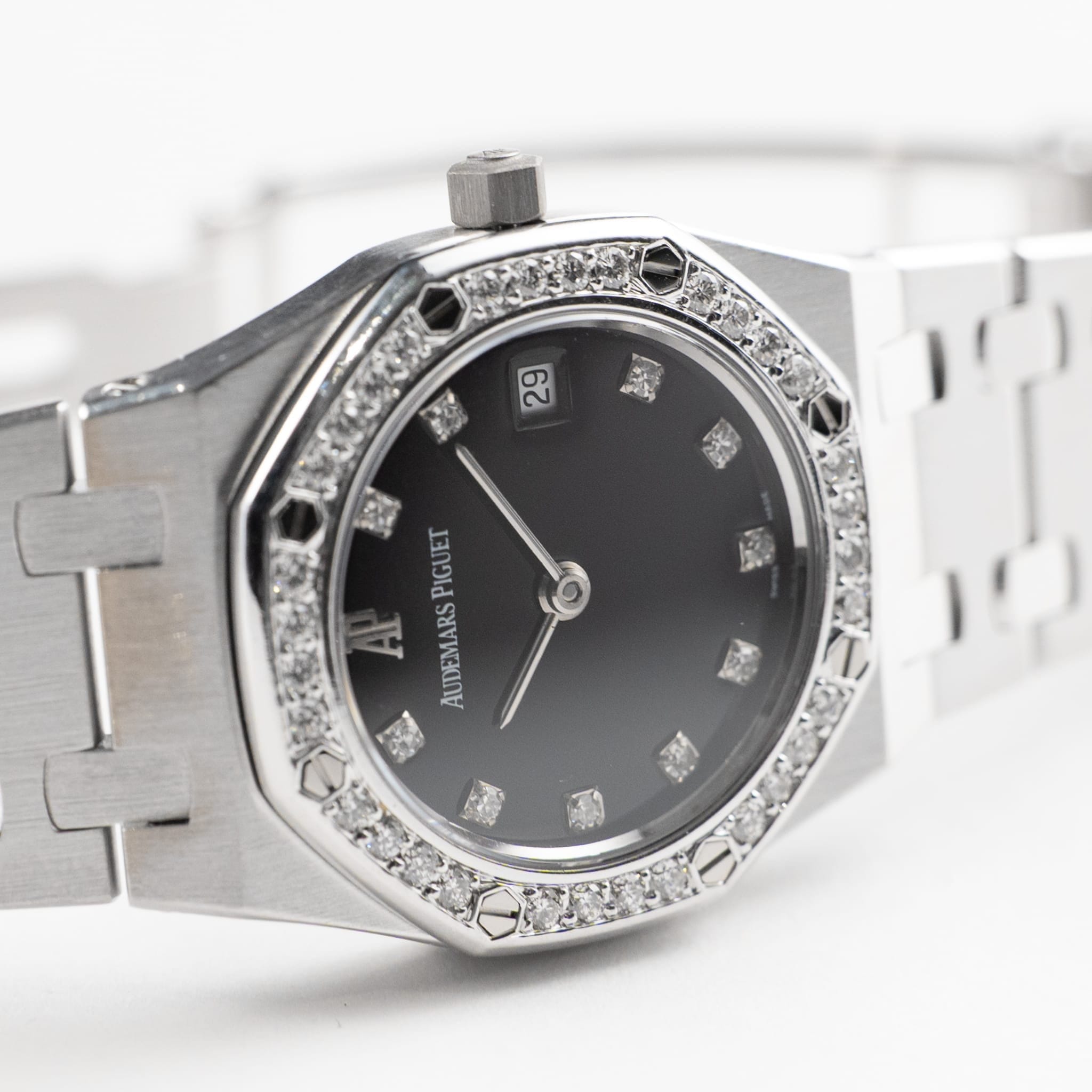 Audemars Piguet Royal Oak 66319BC.ZZ.0722BC.06 Vintage 'Ladies' White Gold Black Diamond Dial Diamond Bezel Quartz