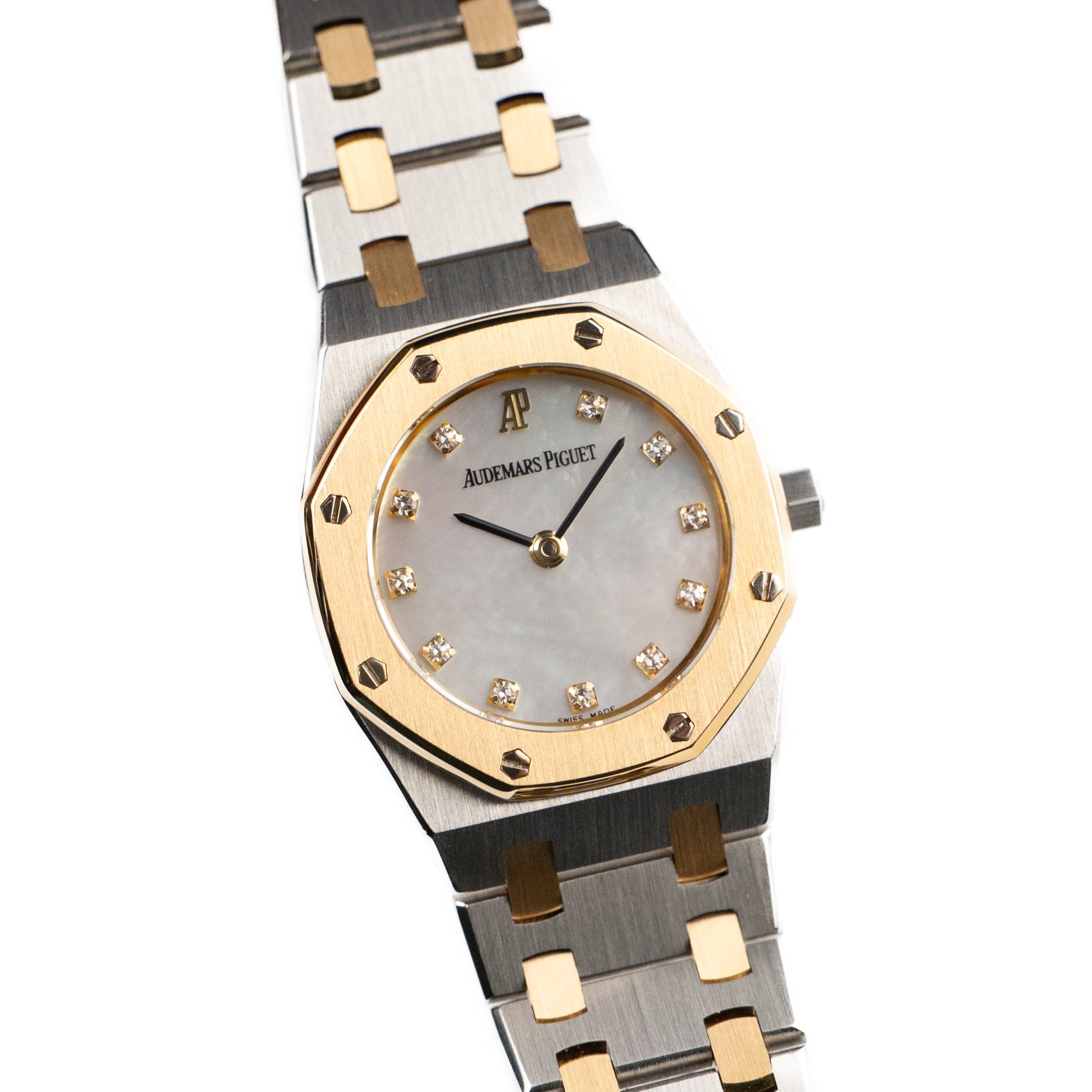 Audemars Piguet Royal Oak 66347SA Vintage 'Ladies' Stainless Steel Yellow Gold Mother of Pearl Diamond Dial Quartz (1997)