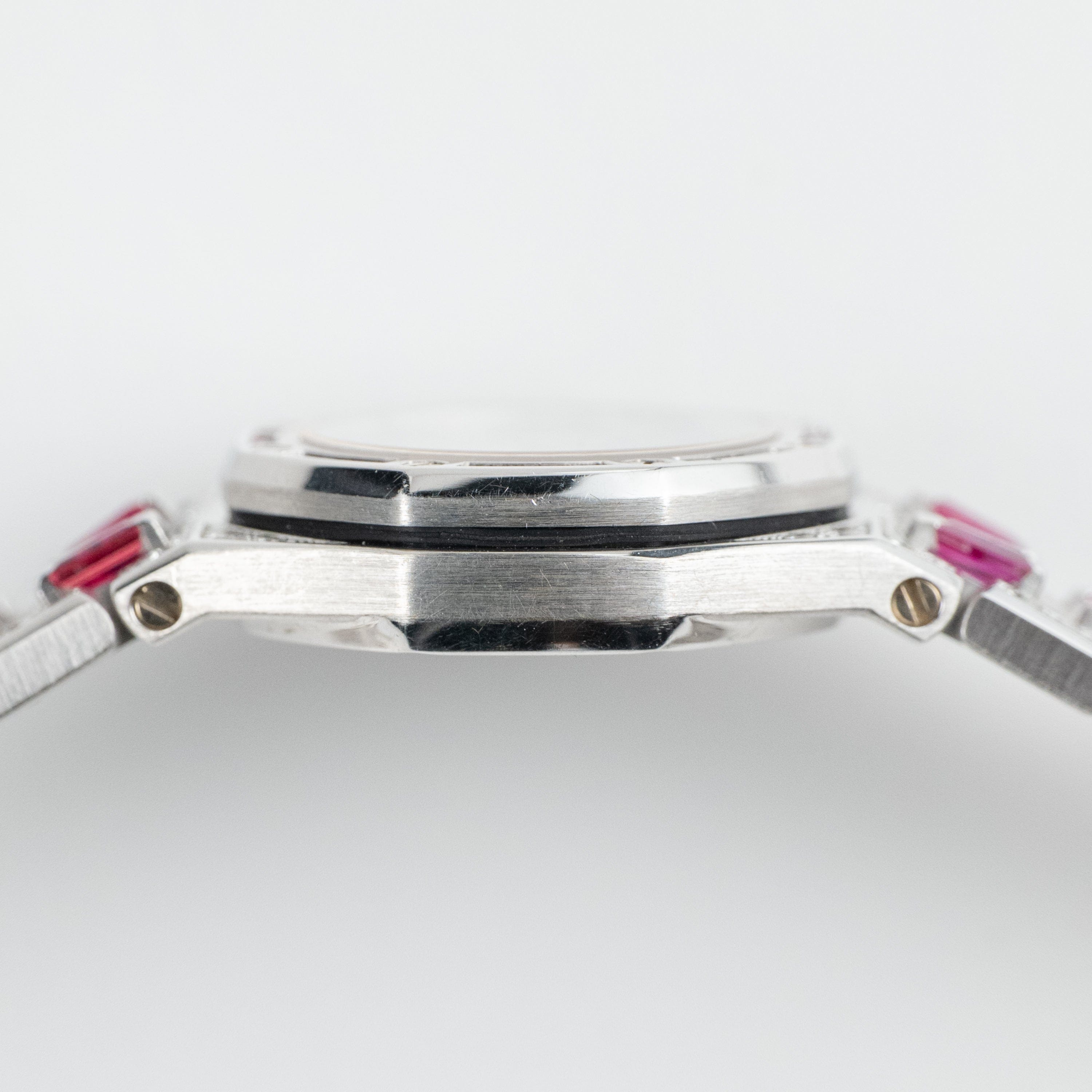 Audemars Piguet Royal Oak 67169BC.RR.1114BC.01 Vintage 'Ladies' White Gold Diamond and Ruby Set Quartz (1997)