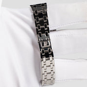 Audemars Piguet Royal Oak 67371BC/093 'Ladies' White Gold Blue Mother of Pearl Diamond Dial Diamond Bezel Quartz (2002)