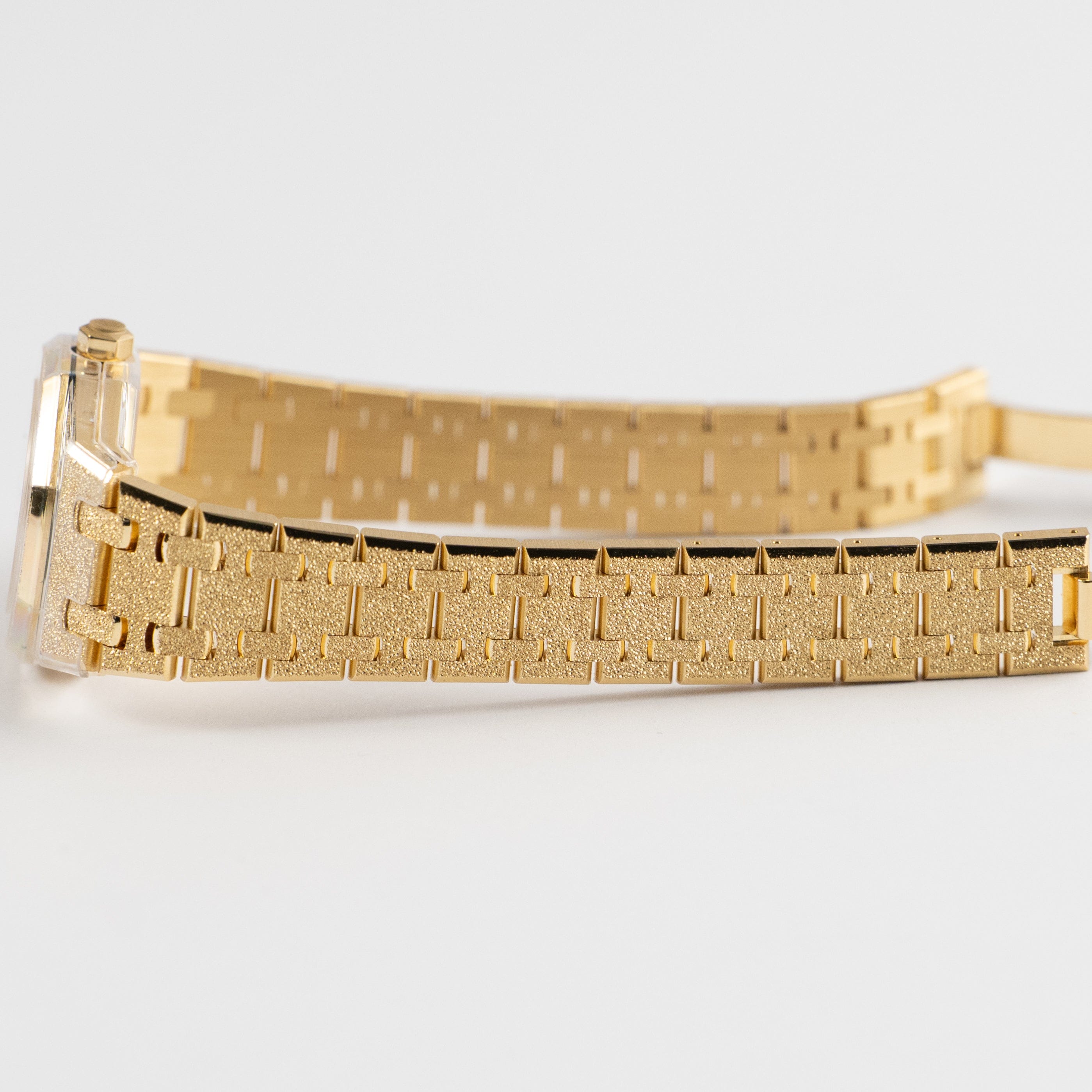 Audemars Piguet Royal Oak 67630BA.GG.1312BA.01 'Mini' Frosted Yellow Gold Quartz (2026)