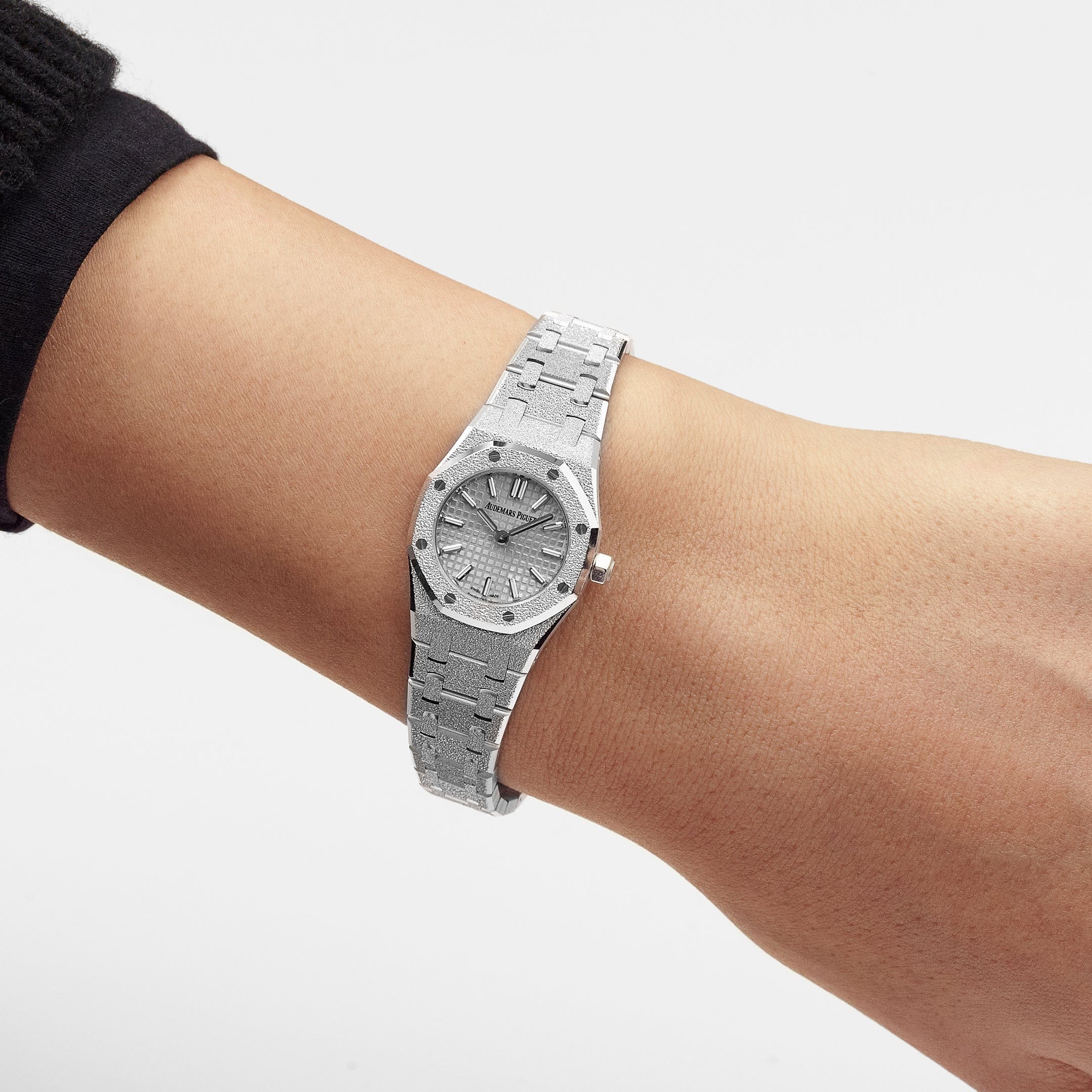 Audemars Piguet Royal Oak 67630BC.GG.1312BC.01-B 'Mini' Frosted