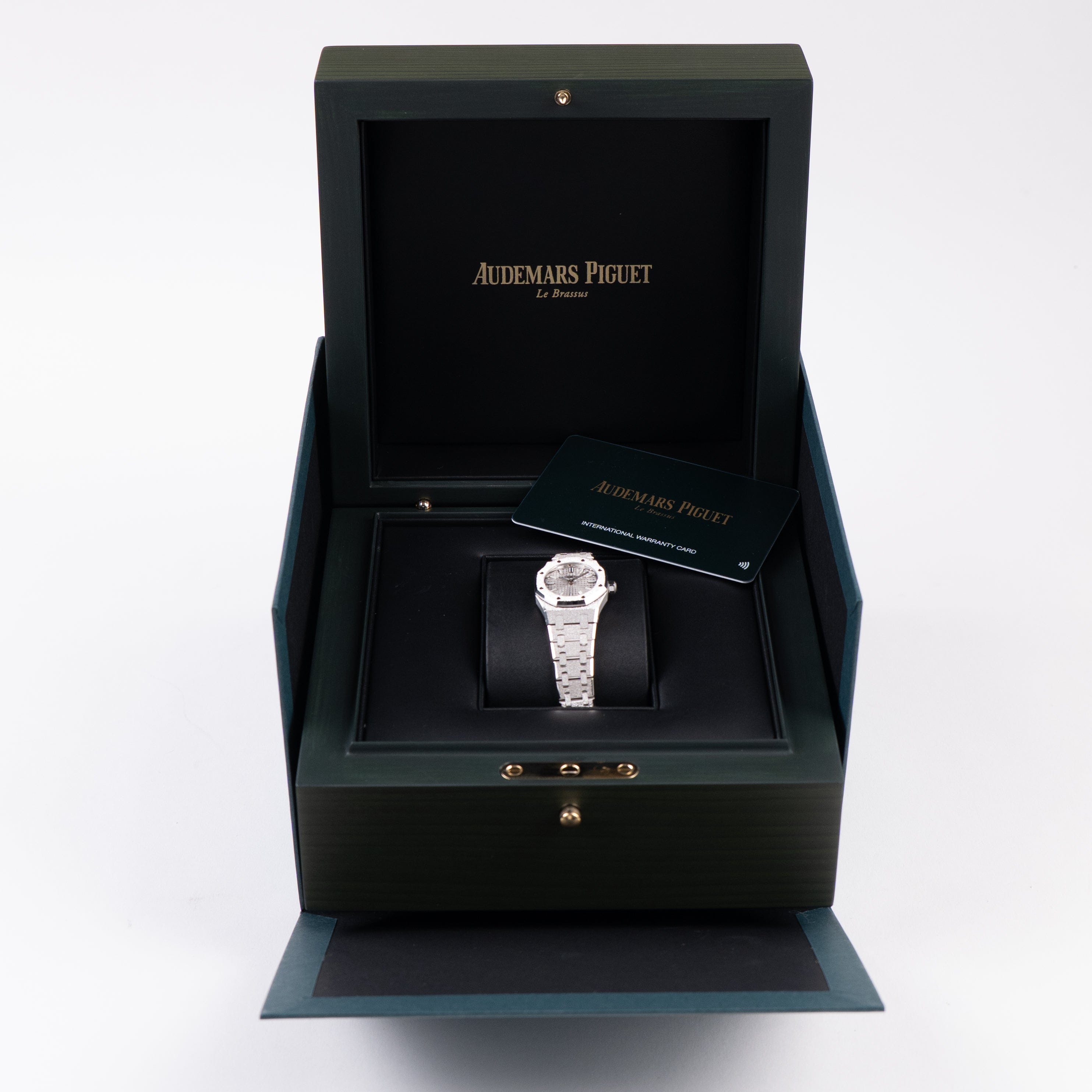 Audemars Piguet Royal Oak 67630BC.GG.1312BC.01-B 'Mini' Frosted White Gold Quartz (2026)