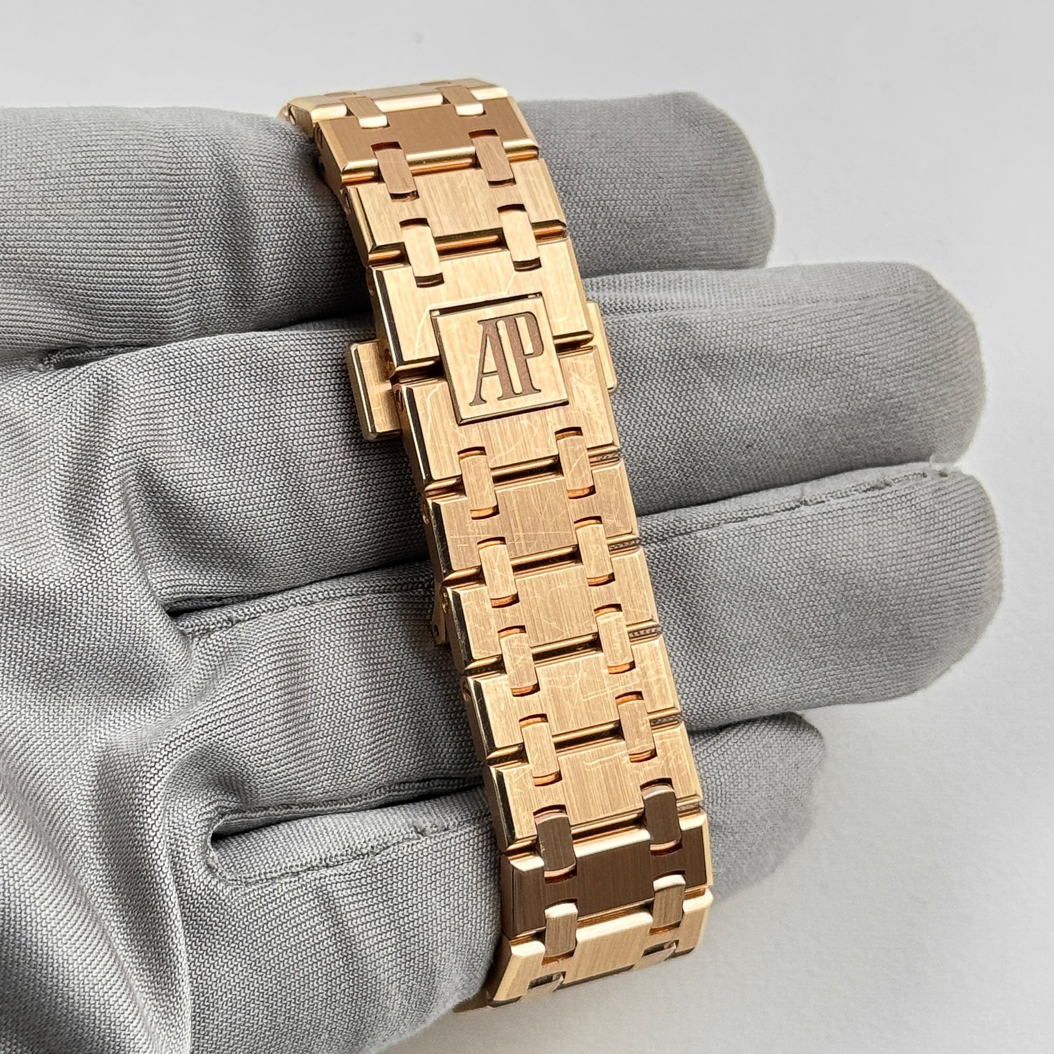 Audemars Piguet Royal Oak 67650OR.OO.1261OR.01 'Ladies' Rose Gold Brown Dial Quartz