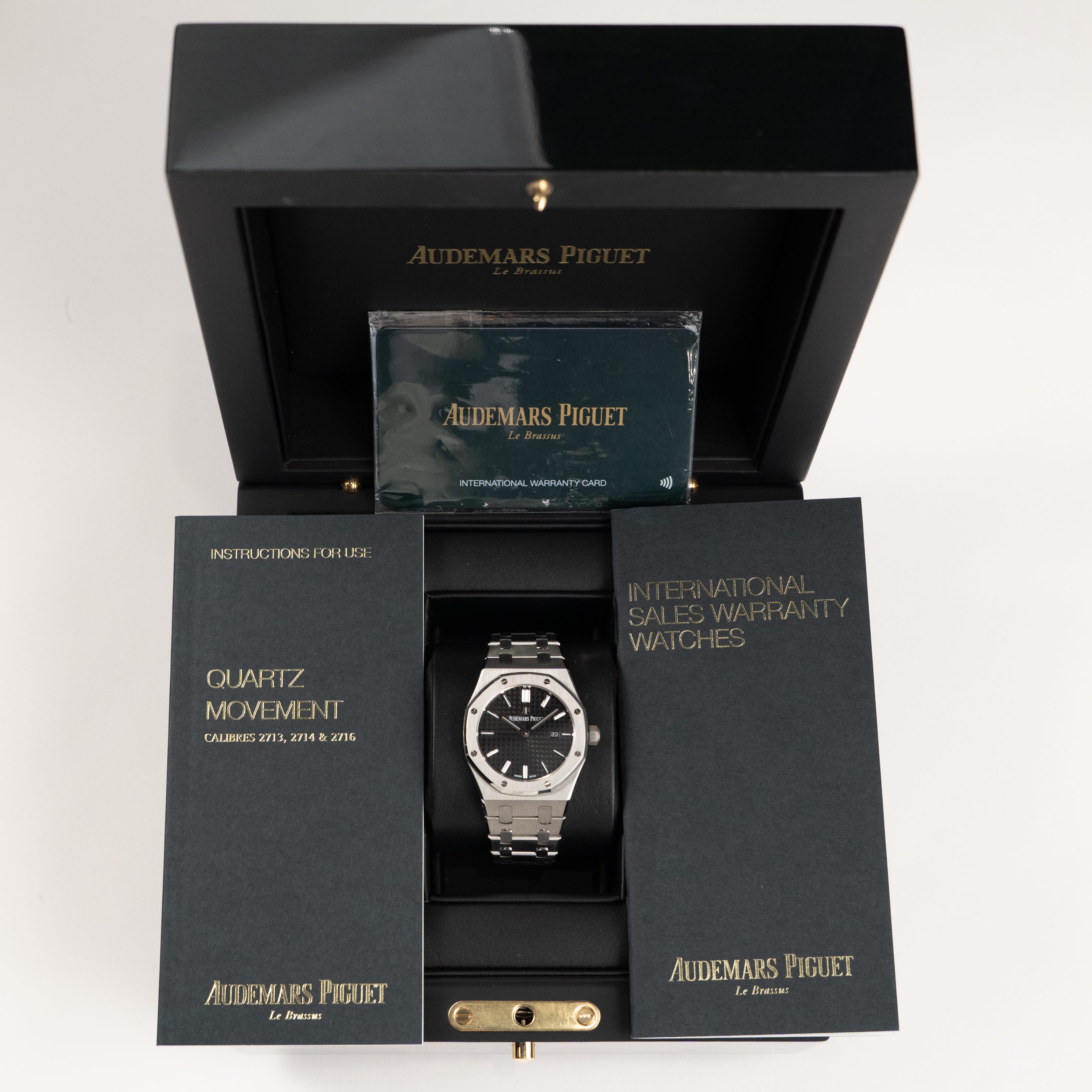Audemars Piguet Royal Oak 67650ST.OO.1261ST.01 'Ladies' Stainless Steel Black Dial Quartz (2021)