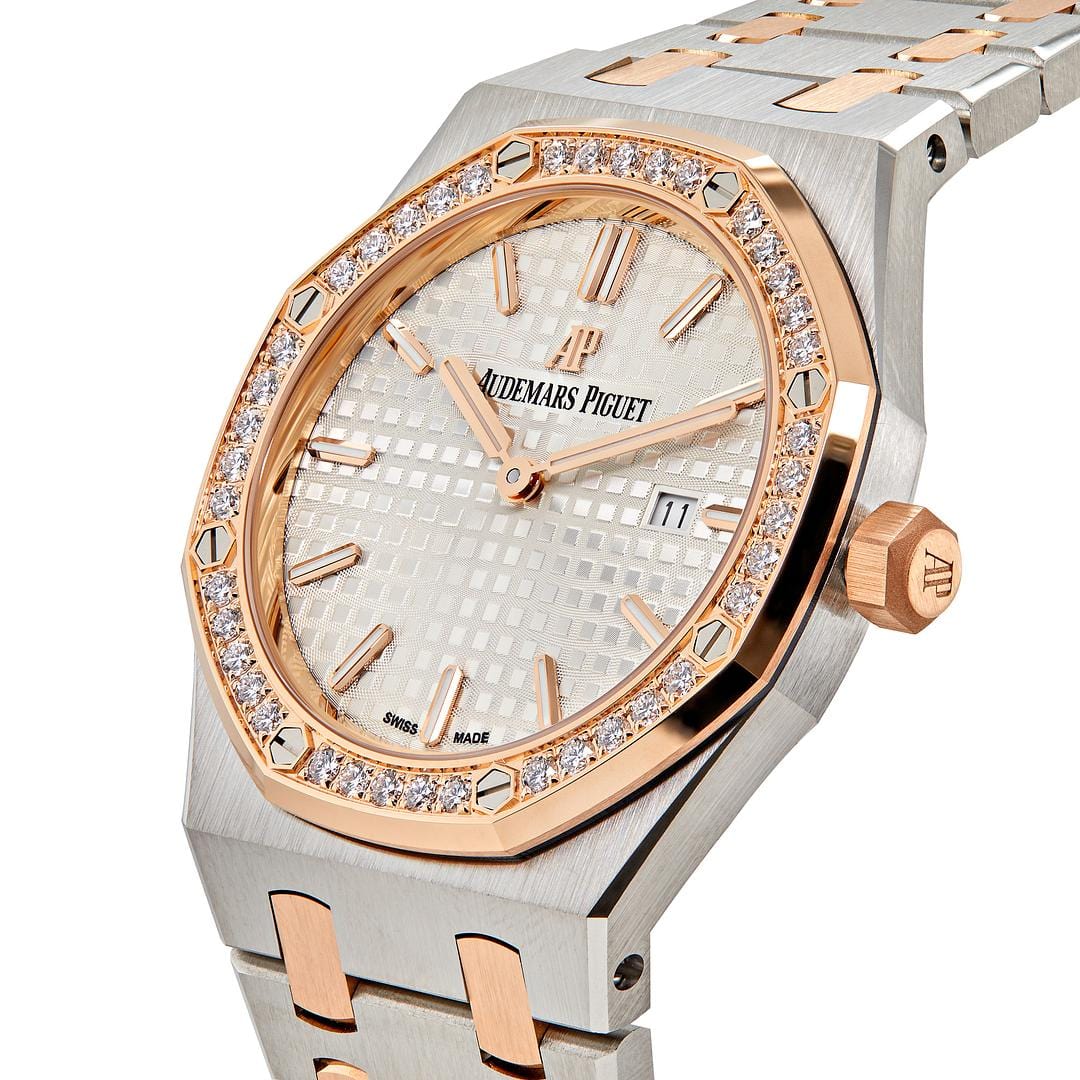 Luxury Watch Audemars Piguet Royal Oak Quartz Rose Gold Steel Diamond Bezel 67651SR.ZZ.1261SR.01 Wrist Aficionado