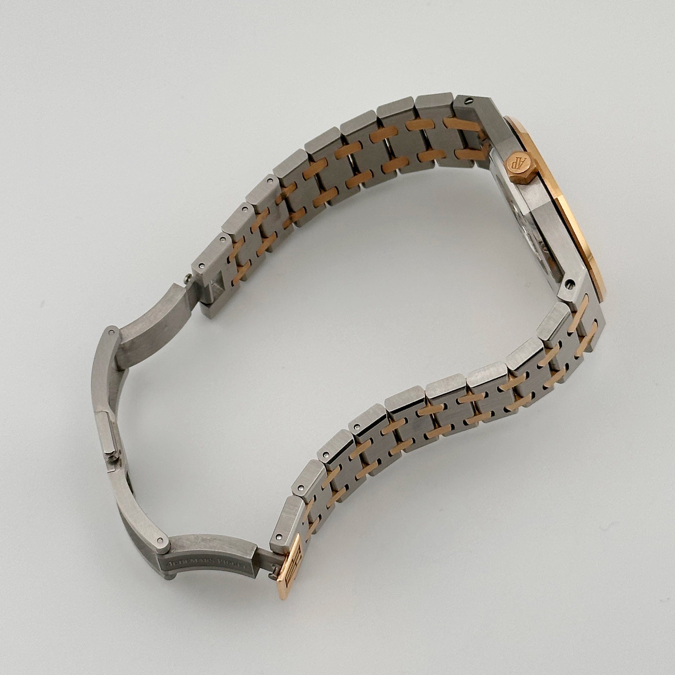 Audemars Piguet Royal Oak 67651SR.ZZ.1261SR.01 'Ladies' Rose Gold Stainless Steel Silver-Toned Dial Diamond Bezel Quartz (2020)