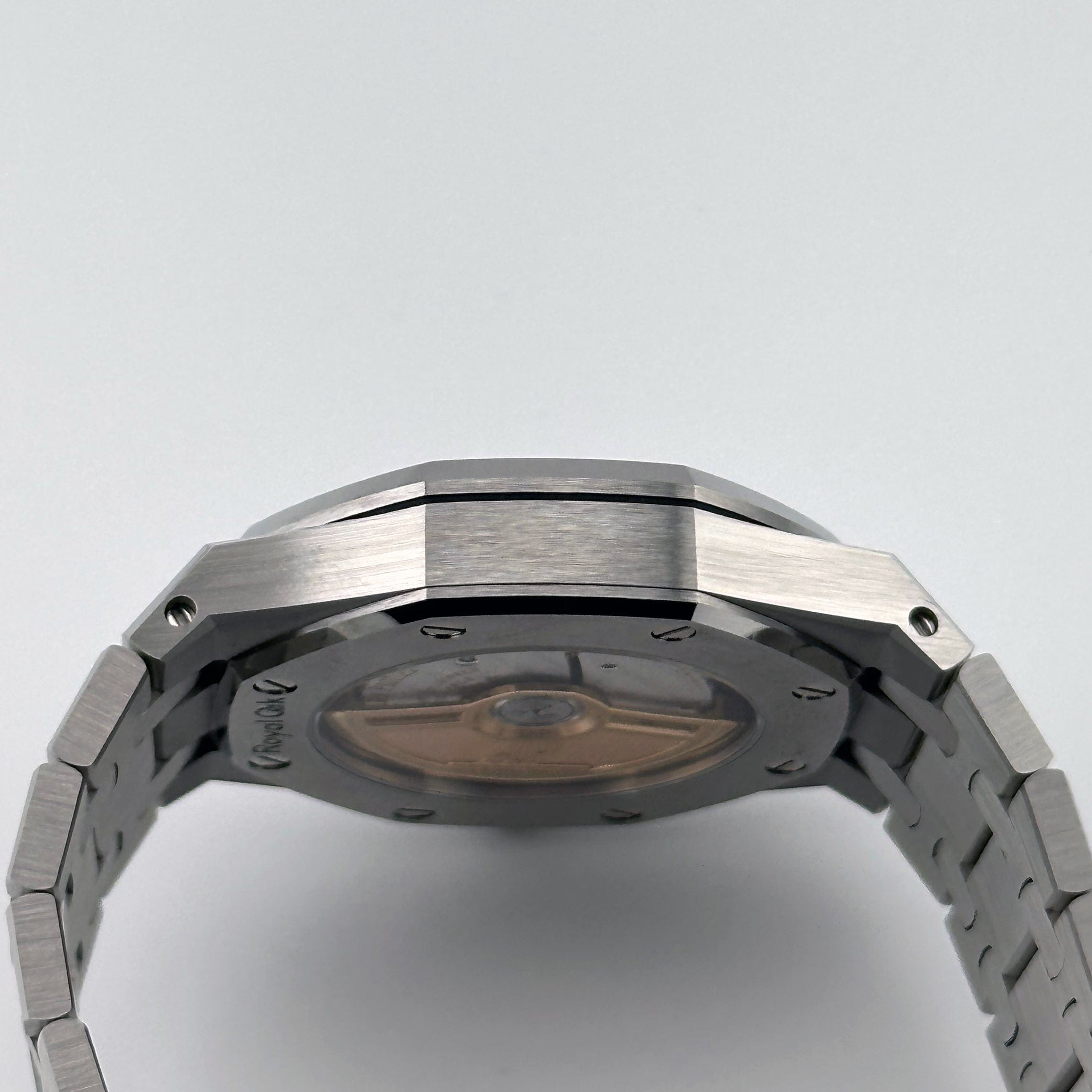 Audemars Piguet Royal Oak 77350ST.OO.1261ST.01 Stainless Steel Silver-Toned Dial